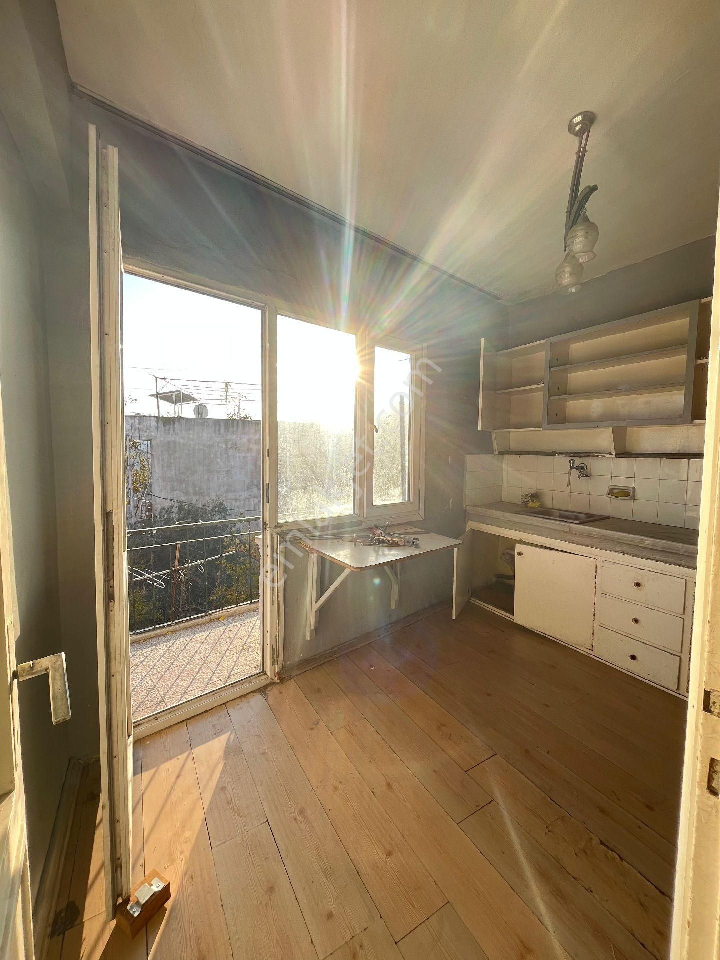 İzmir Konak 2.kadriye Mah.de 3+1 K - Görsel 13