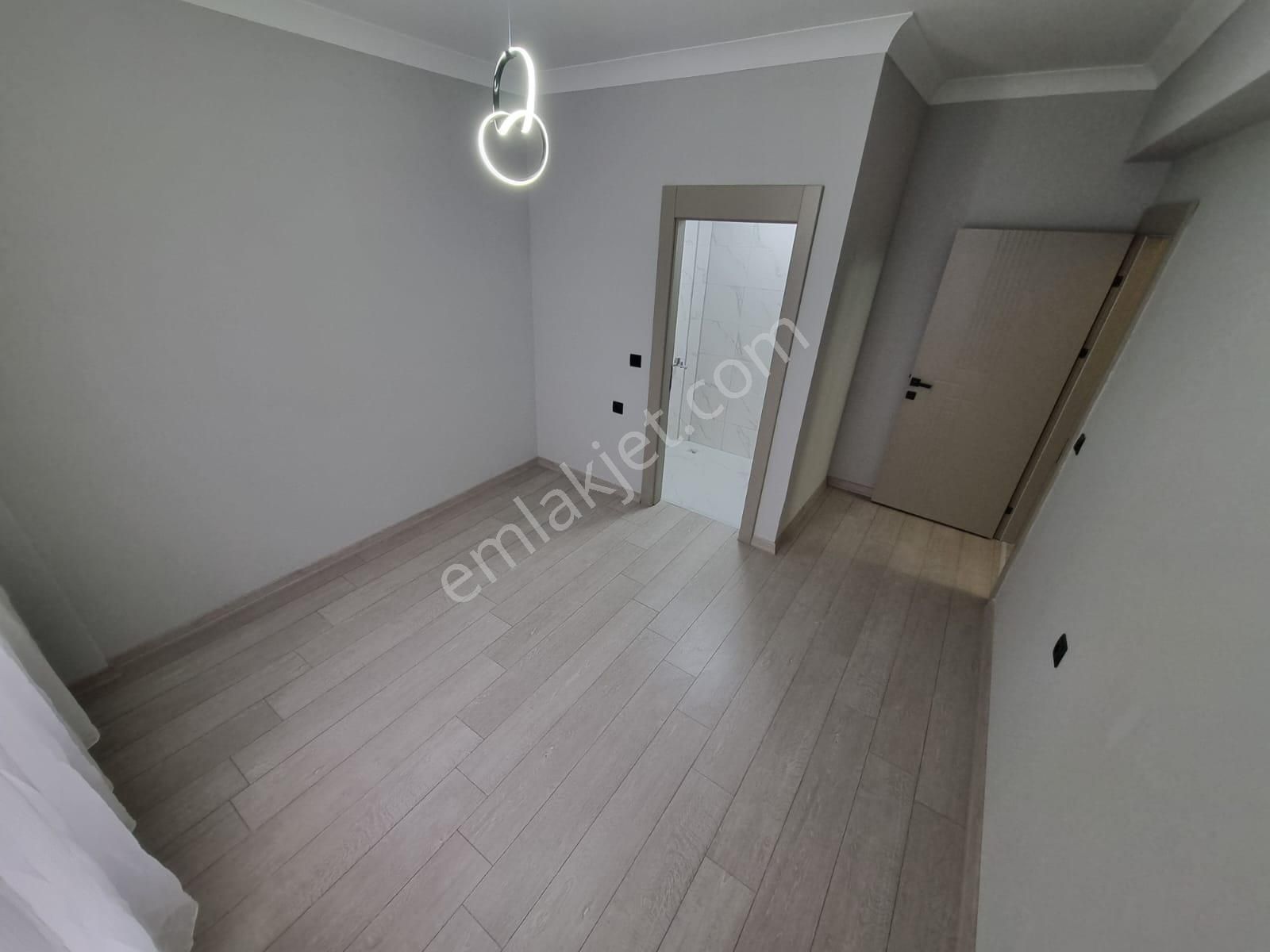 Hazardan Mendereste Ön Cephe Arakat Lüx Yapılı Stılık 3+1 - Görsel 27