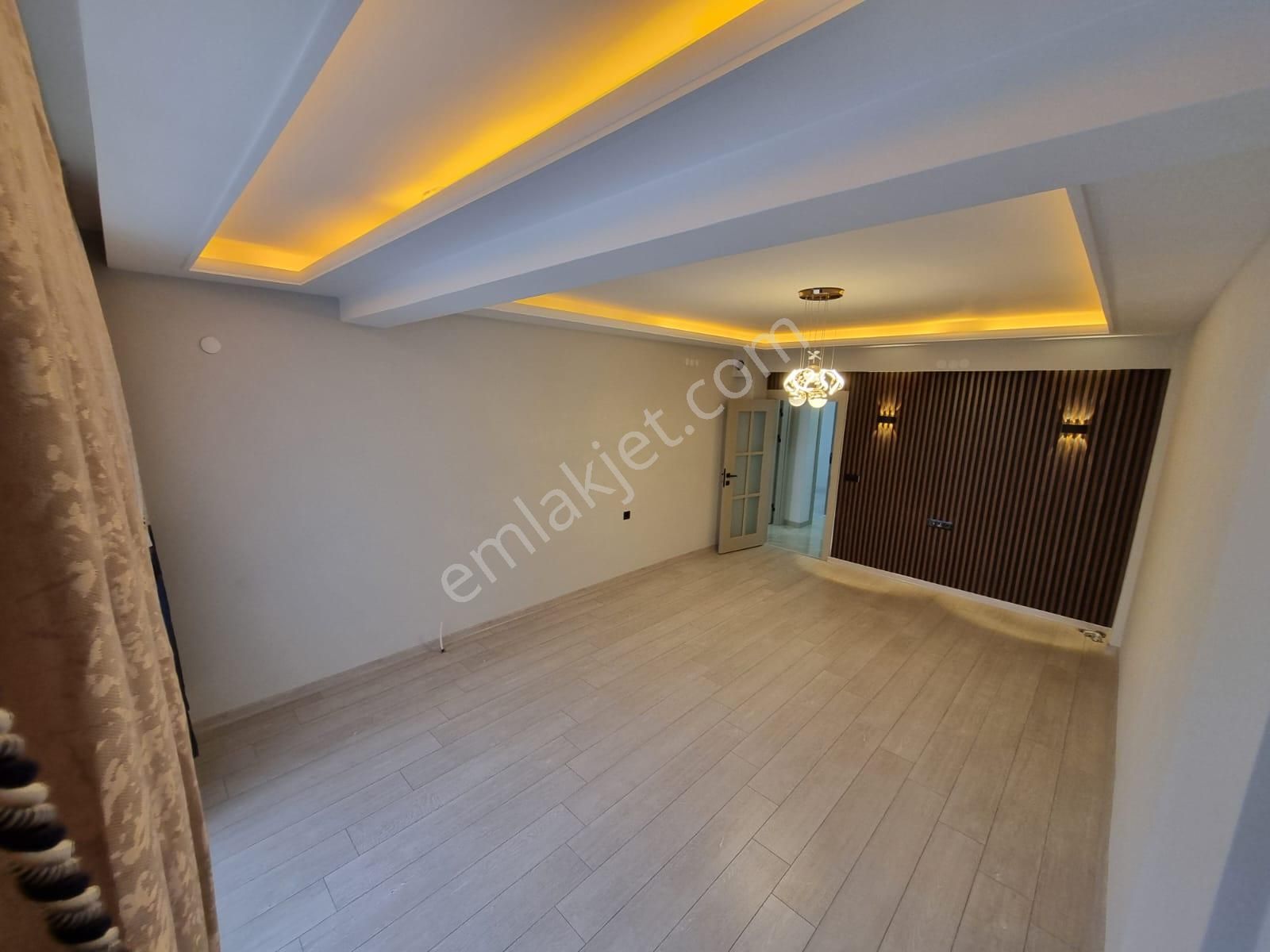 Hazardan Mendereste Ön Cephe Arakat Lüx Yapılı Stılık 3+1 - Görsel 19