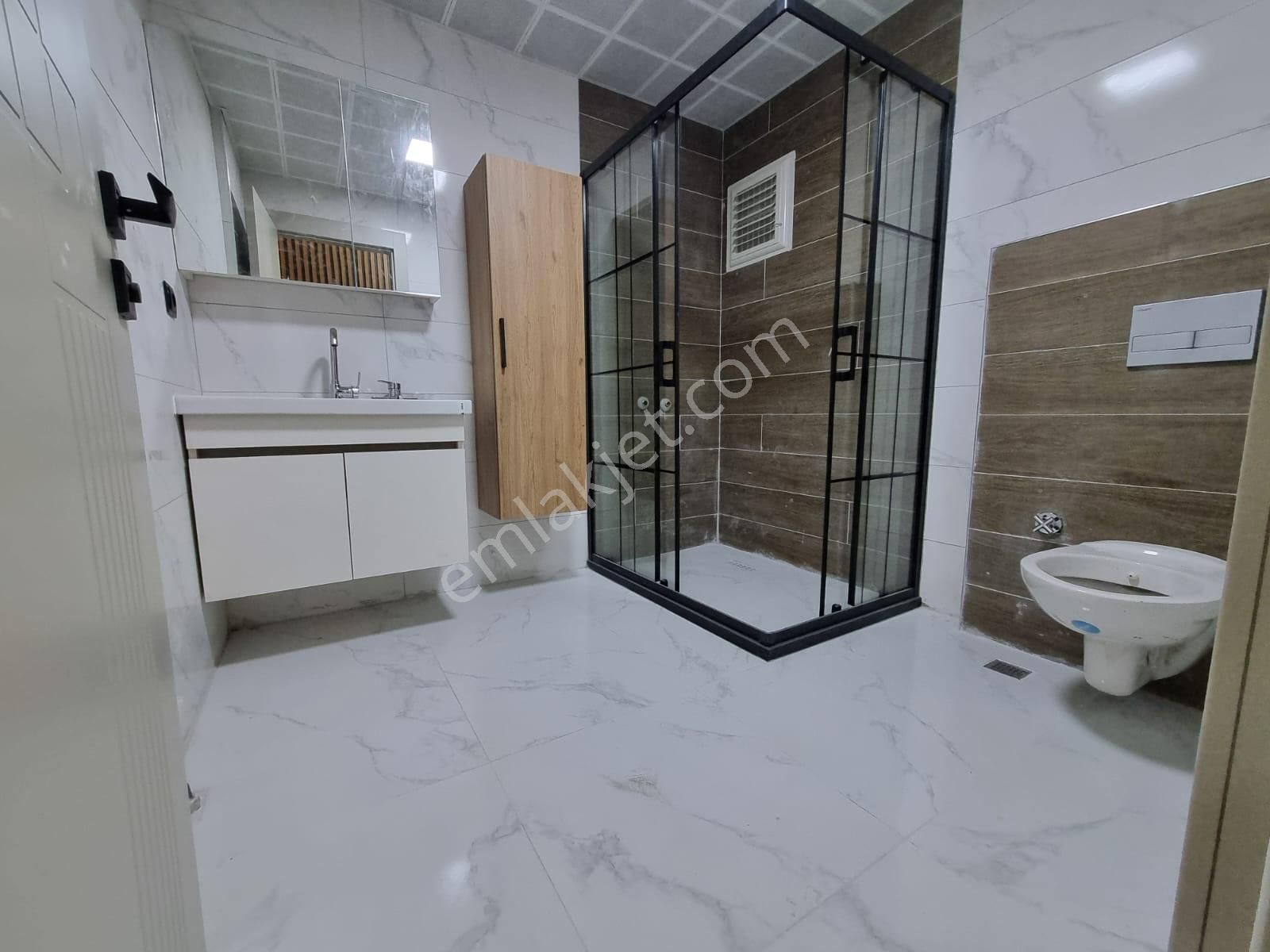 Hazardan Mendereste Ön Cephe Arakat Lüx Yapılı Stılık 3+1 - Görsel 15