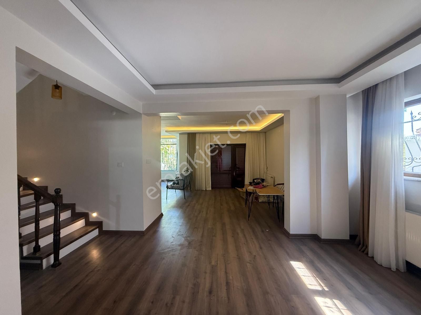 Etimesgut Eryaman Bahçeli 4+1 Satılık Müstakil Villa - Görsel 11