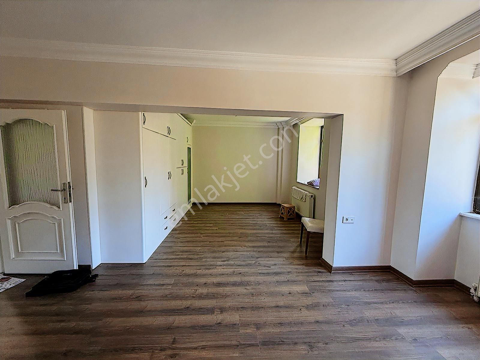 Etimesgut Eryaman Bahçeli 4+1 Satılık Müstakil Villa - Görsel 14