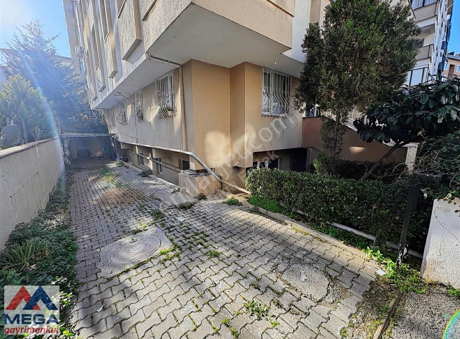 Sahile Yakın Satılık 3+1 Daire