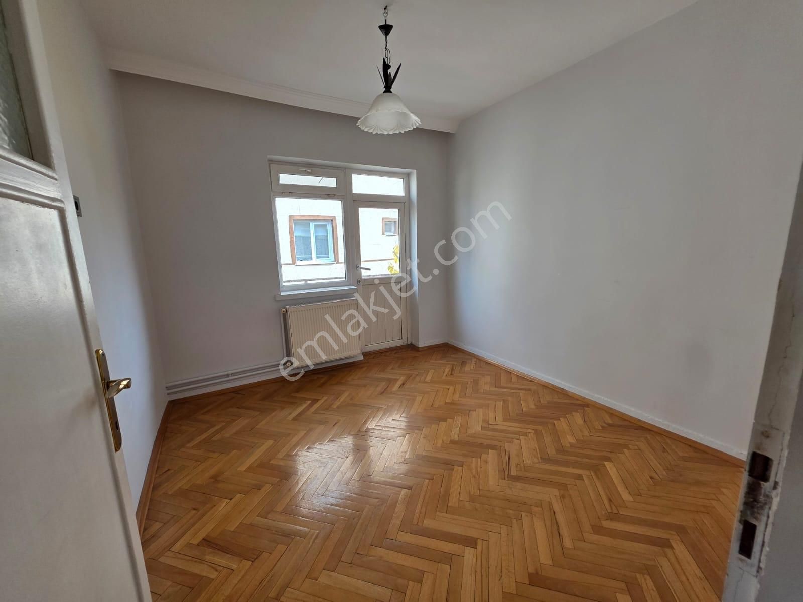 Etlik Şehir Hastanesine Yakın Katta 3+1 Kiralık Daire - Görsel 15