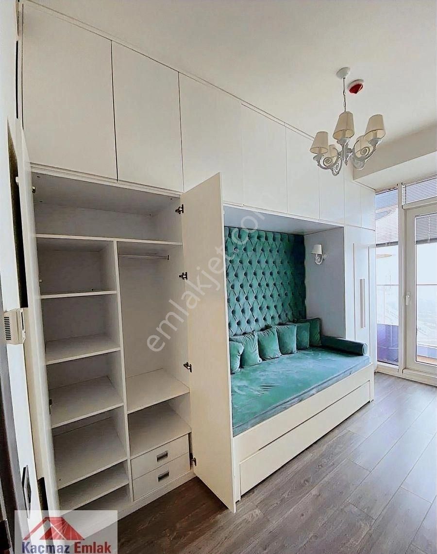 Kartal İstmarina 3.5+1 Özel Dekorasyon Deniz Manzaralı - Görsel 2