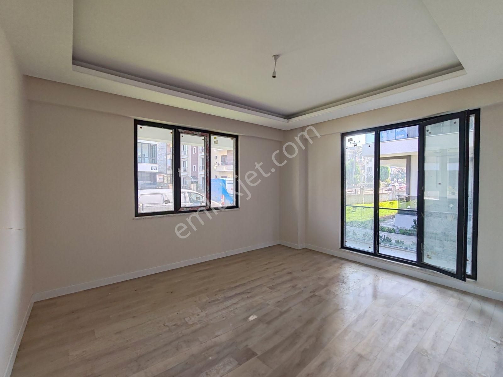 Adnan Mendereste Mükemmel Konum Oturuma Hazır 3+1 Lüks Daire - Görsel 7