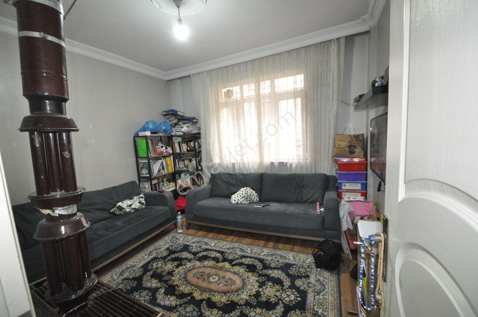 Bayrampaşa Kartaltepe Kaçmazdan Satılık 68m2 Düz Giriş Balkonlu Masrafsız Daire