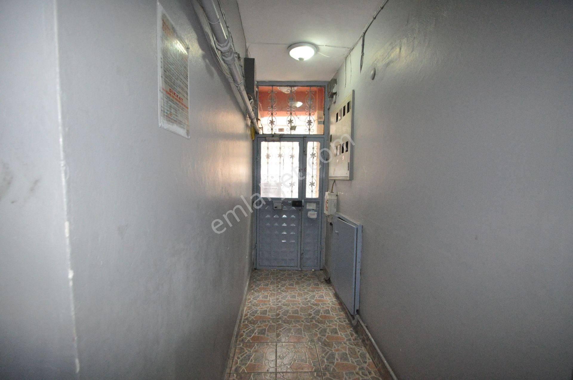 Bayrampaşa Kartaltepe Kaçmazdan Satılık 68m2 Düz Giriş Balkonlu Masrafsız Daire - Görsel 14