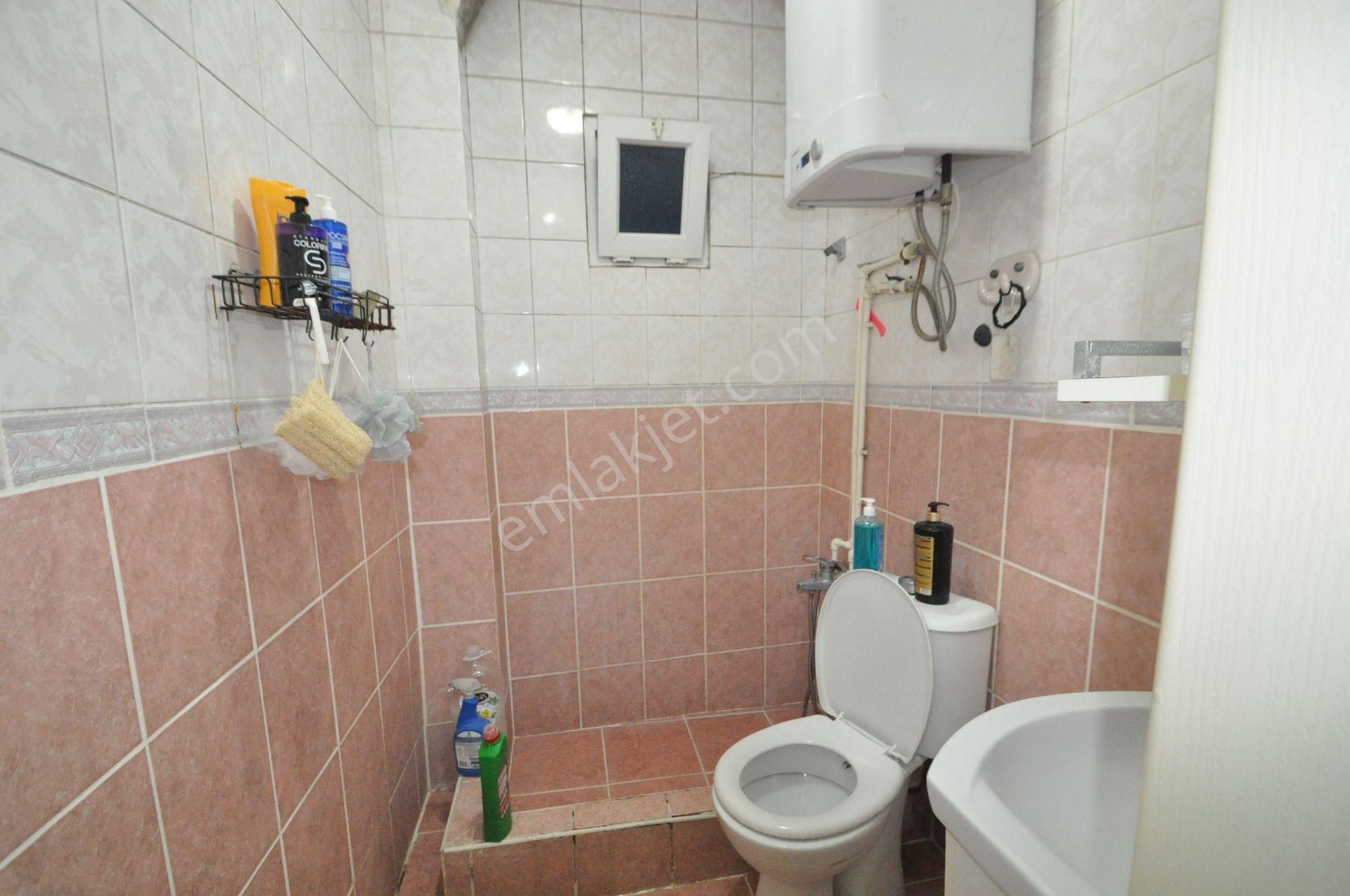 Bayrampaşa Kartaltepe Kaçmazdan Satılık 68m2 Düz Giriş Balkonlu Masrafsız Daire - Görsel 8