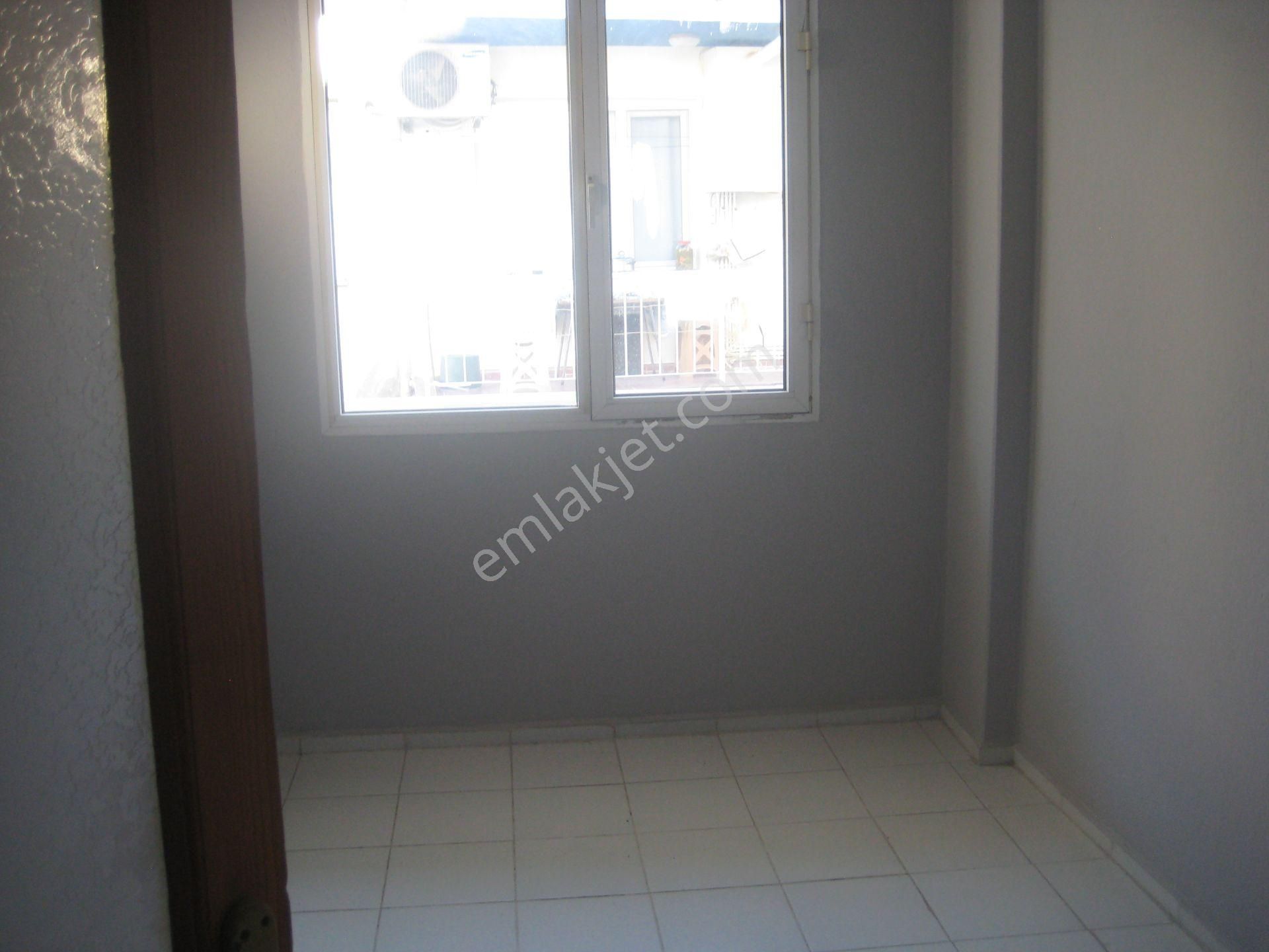 Menemen Kasımpaşa Mahallesinde Çarşıda Merkezde Kiralık 3+1 Dare - Görsel 6