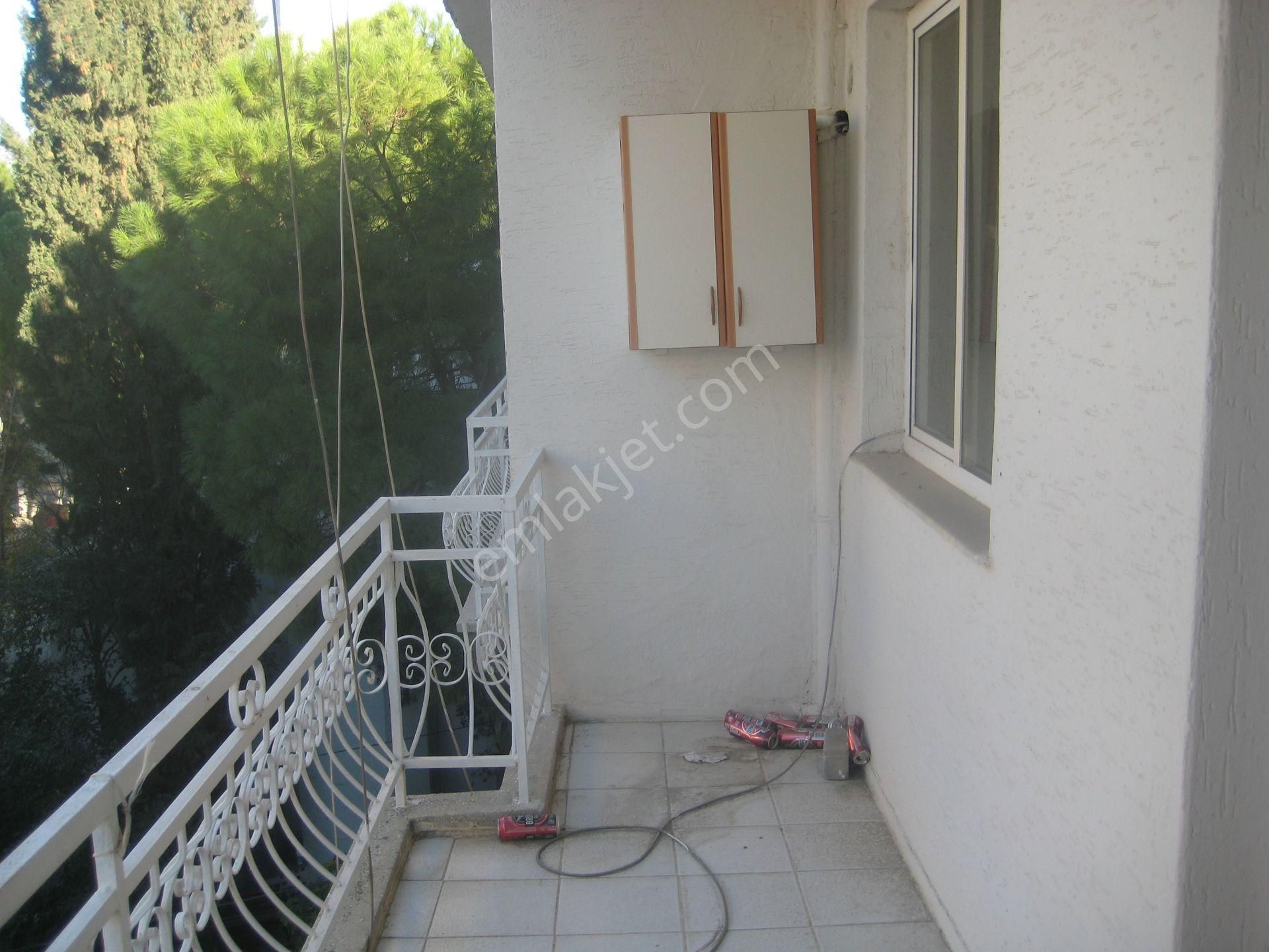 Menemen Kasımpaşa Mahallesinde Çarşıda Merkezde Kiralık 3+1 Dare - Görsel 15