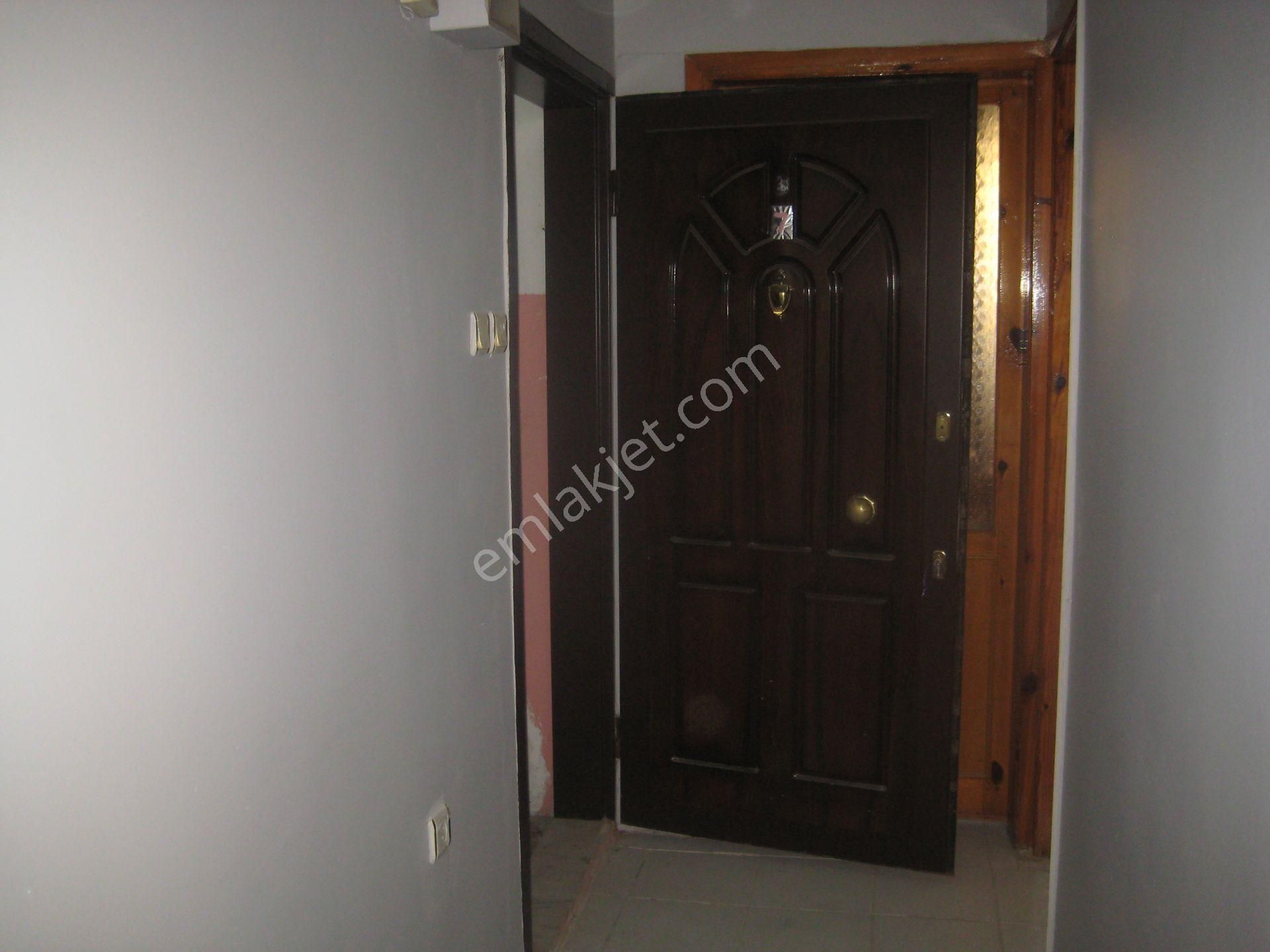 Menemen Kasımpaşa Mahallesinde Çarşıda Merkezde Kiralık 3+1 Dare - Görsel 10