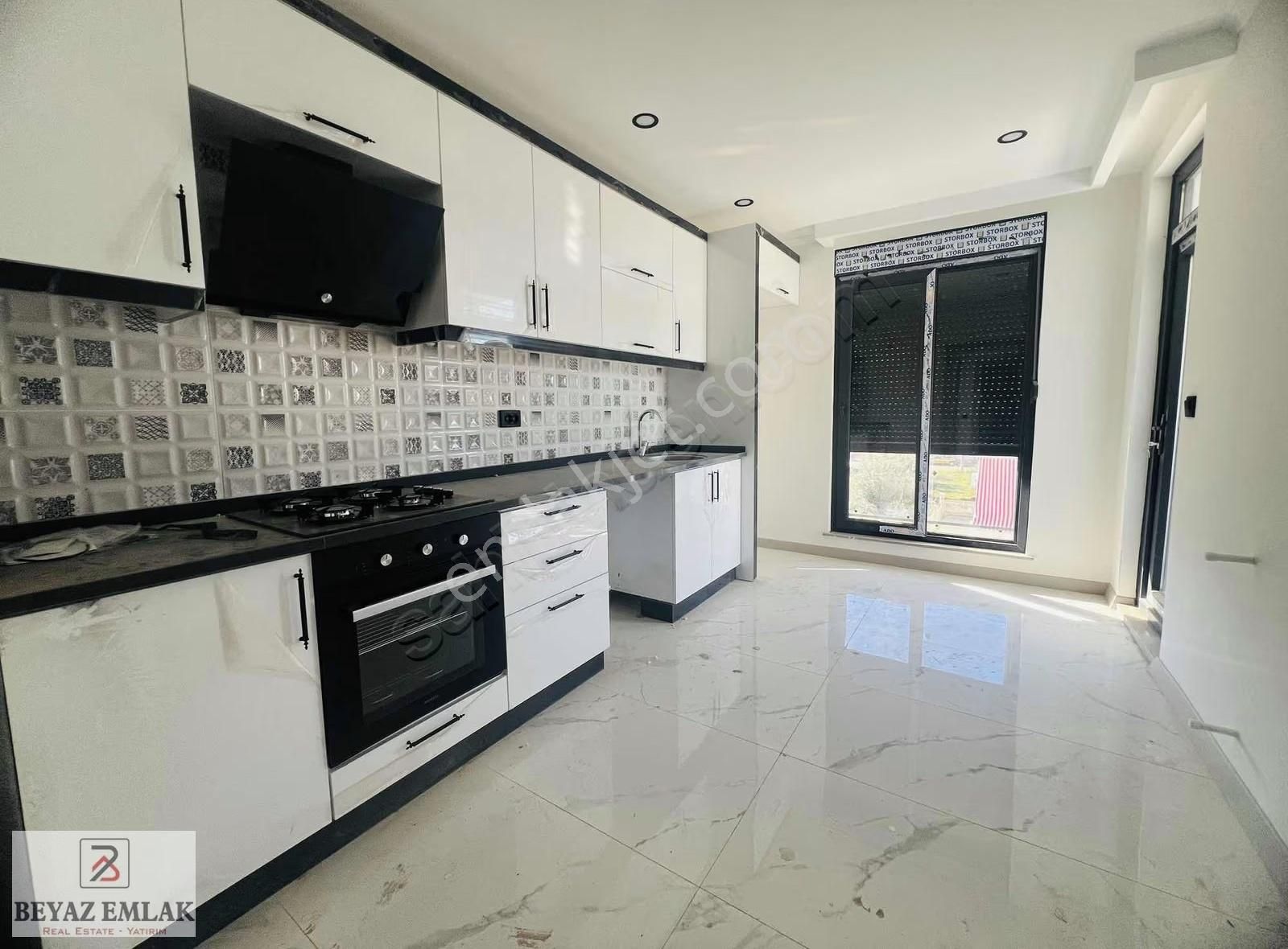 Aydoğmuş Mah'de Katta Sıfır Çift Balkonlu Ara Katta Satılık 2+1 - Görsel 16