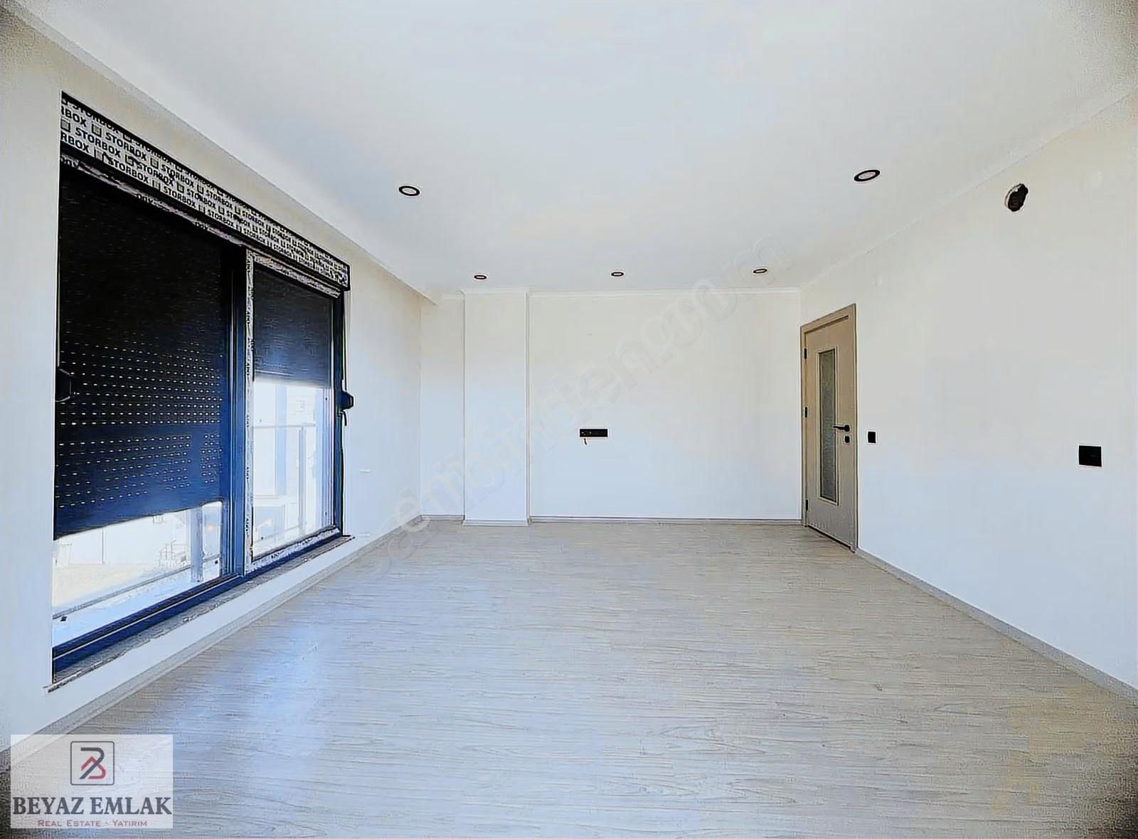 Aydoğmuş Mah'de Katta Sıfır Çift Balkonlu Ara Katta Satılık 2+1 - Görsel 2