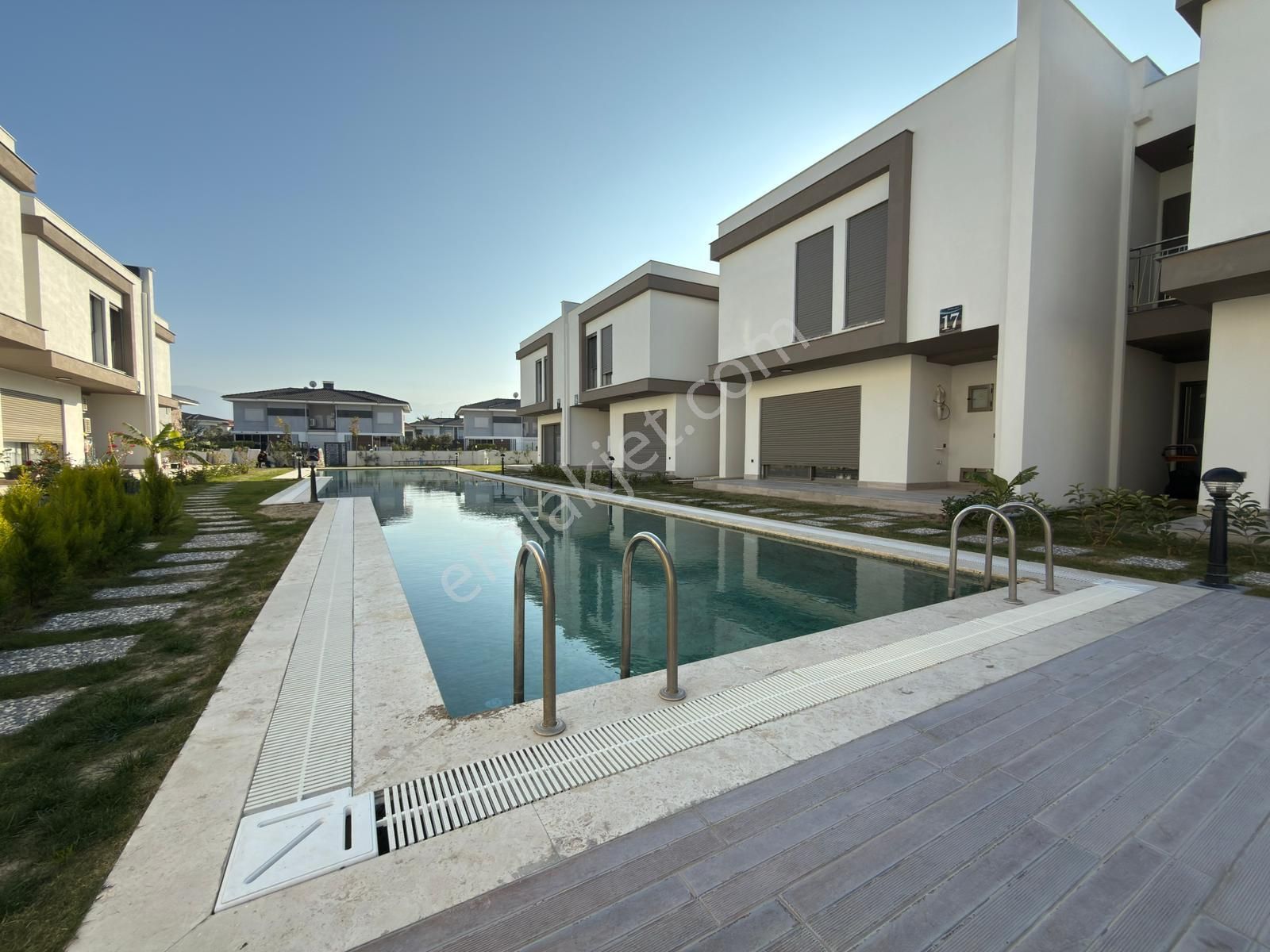 Şok Fiyat!-sahile 500 M-7/24guvenlık-havuz-bahçe-otopark-yeni-lüx- Bu Aya Özel Fırsat Villa - Görsel 6