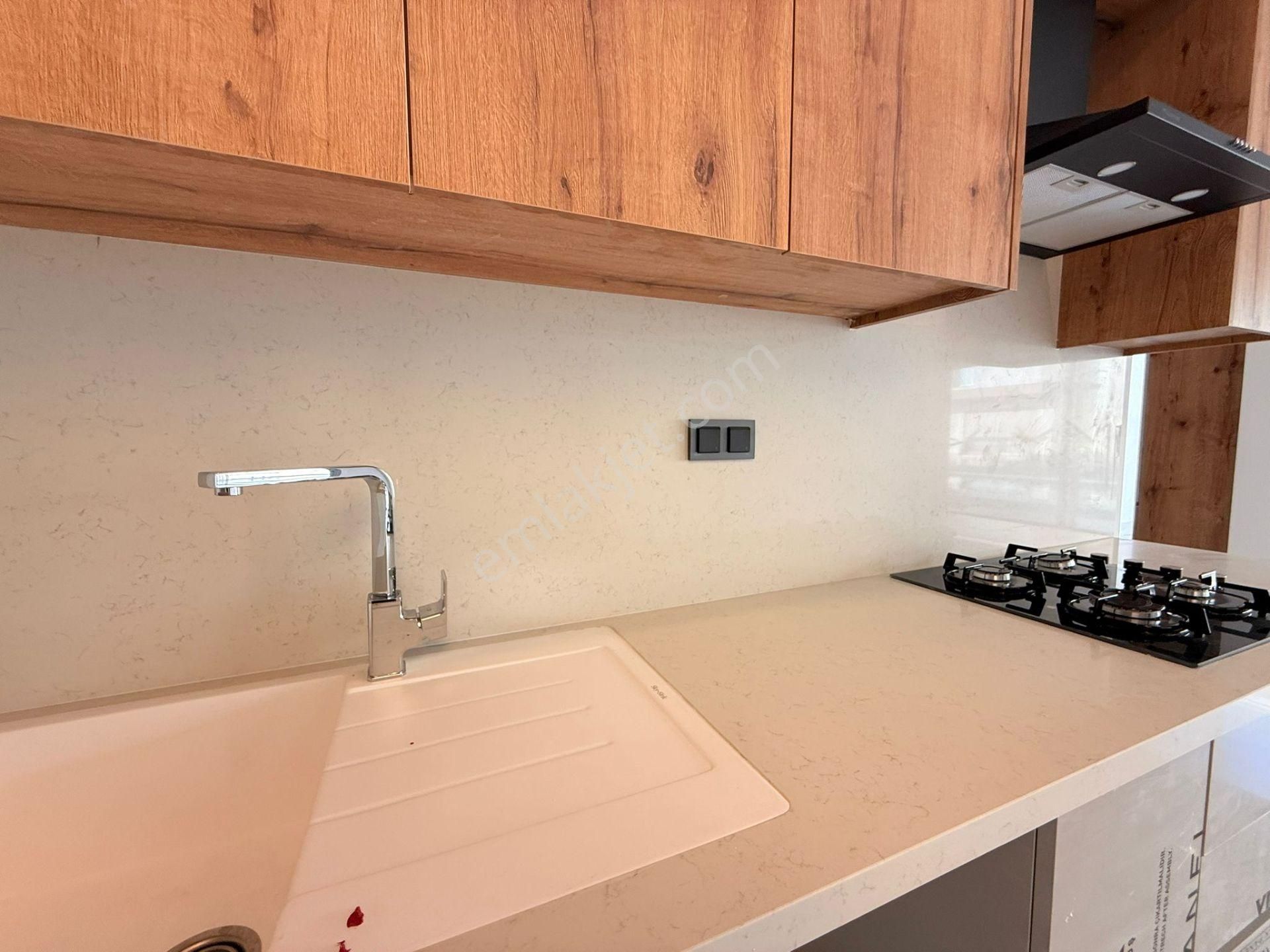 Şok Fiyat!-sahile 500 M-7/24guvenlık-havuz-bahçe-otopark-yeni-lüx- Bu Aya Özel Fırsat Villa - Görsel 11