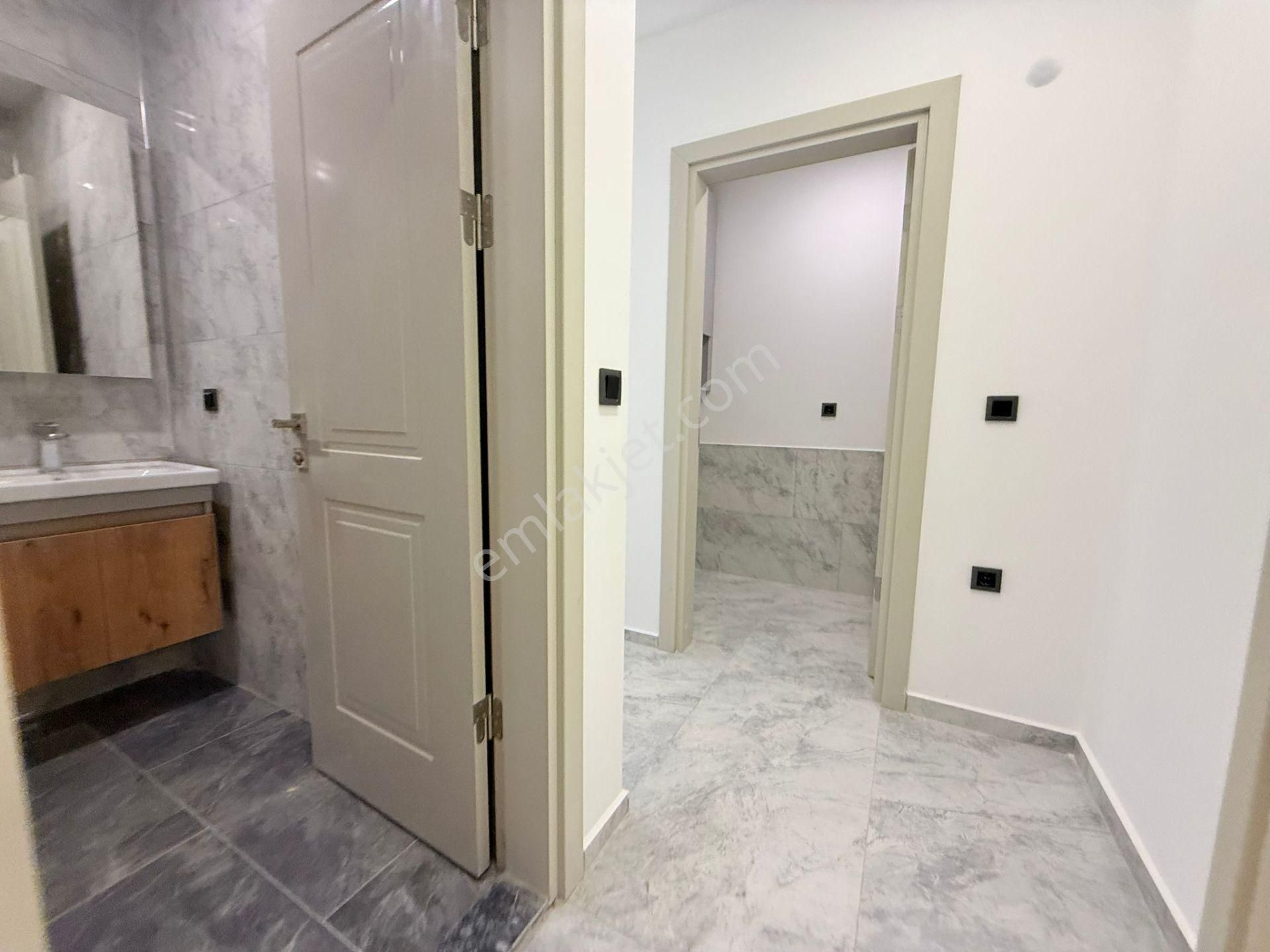 Şok Fiyat!-sahile 500 M-7/24guvenlık-havuz-bahçe-otopark-yeni-lüx- Bu Aya Özel Fırsat Villa - Görsel 18