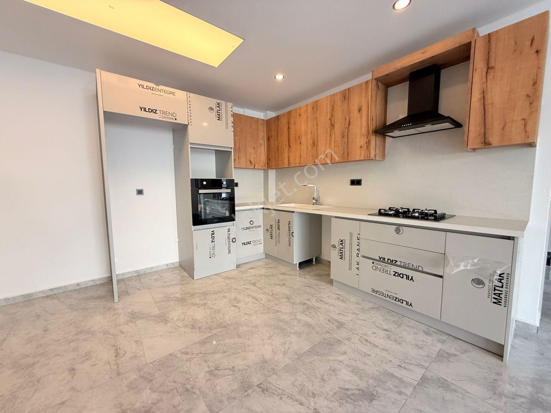 Şok Fiyat!-sahile 500 M-7/24guvenlık-havuz-bahçe-otopark-yeni-lüx- Bu Aya Özel Fırsat Villa - Görsel 12