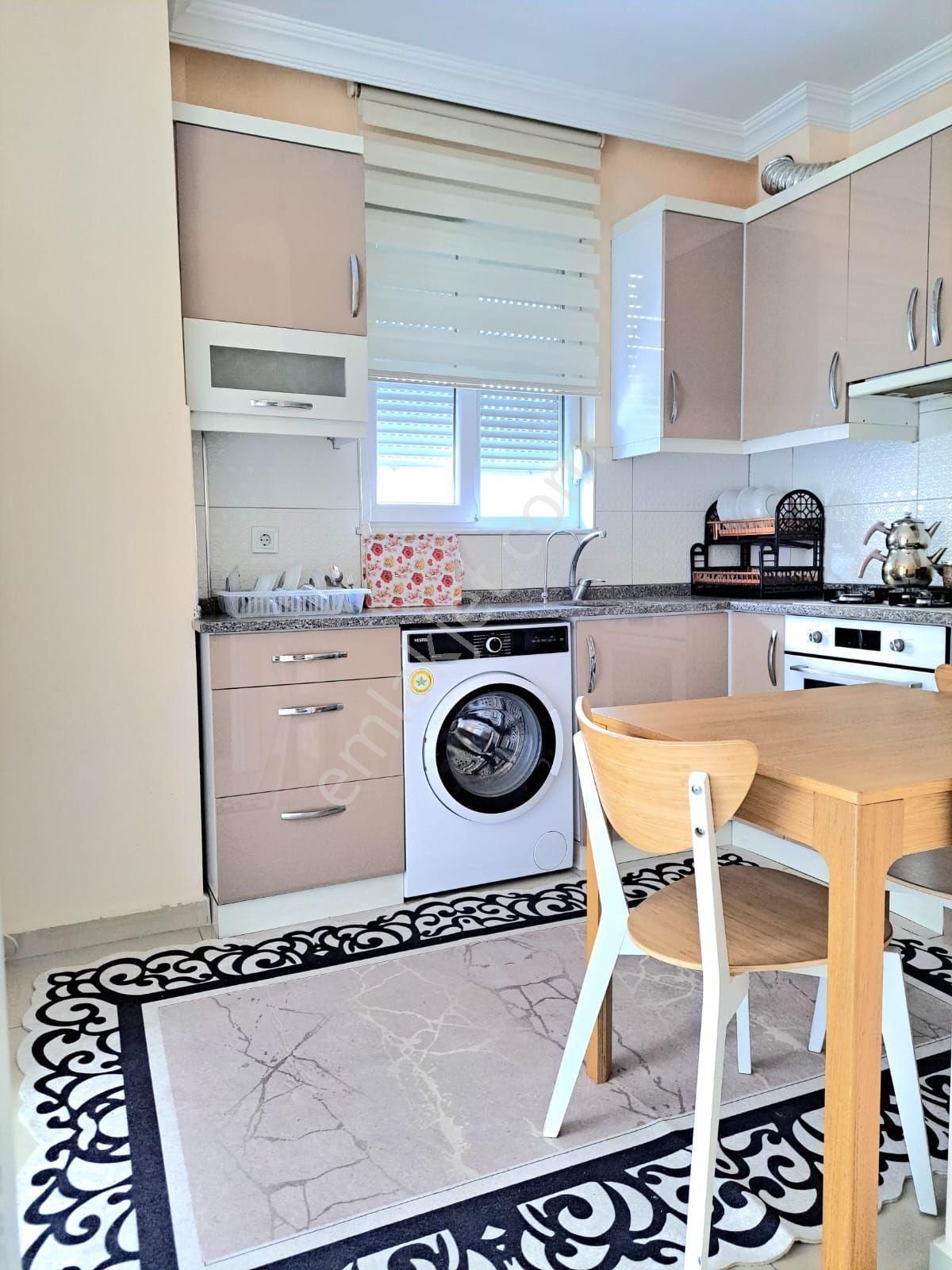 Sahibinden 2+1 Eşyalı Kiralık Kızıltoprak / Merkez - Görsel 4