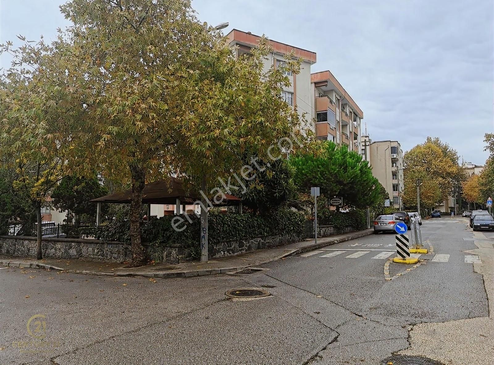 Century 21 Ewa'dan Site İçinde Satılık Köşe Dükkan !!! - Görsel 11