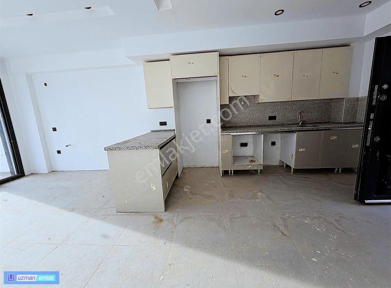 Özel Havuzlu 2+1 Güvenlikli Site İçi Sıfır Villa - Görsel 5