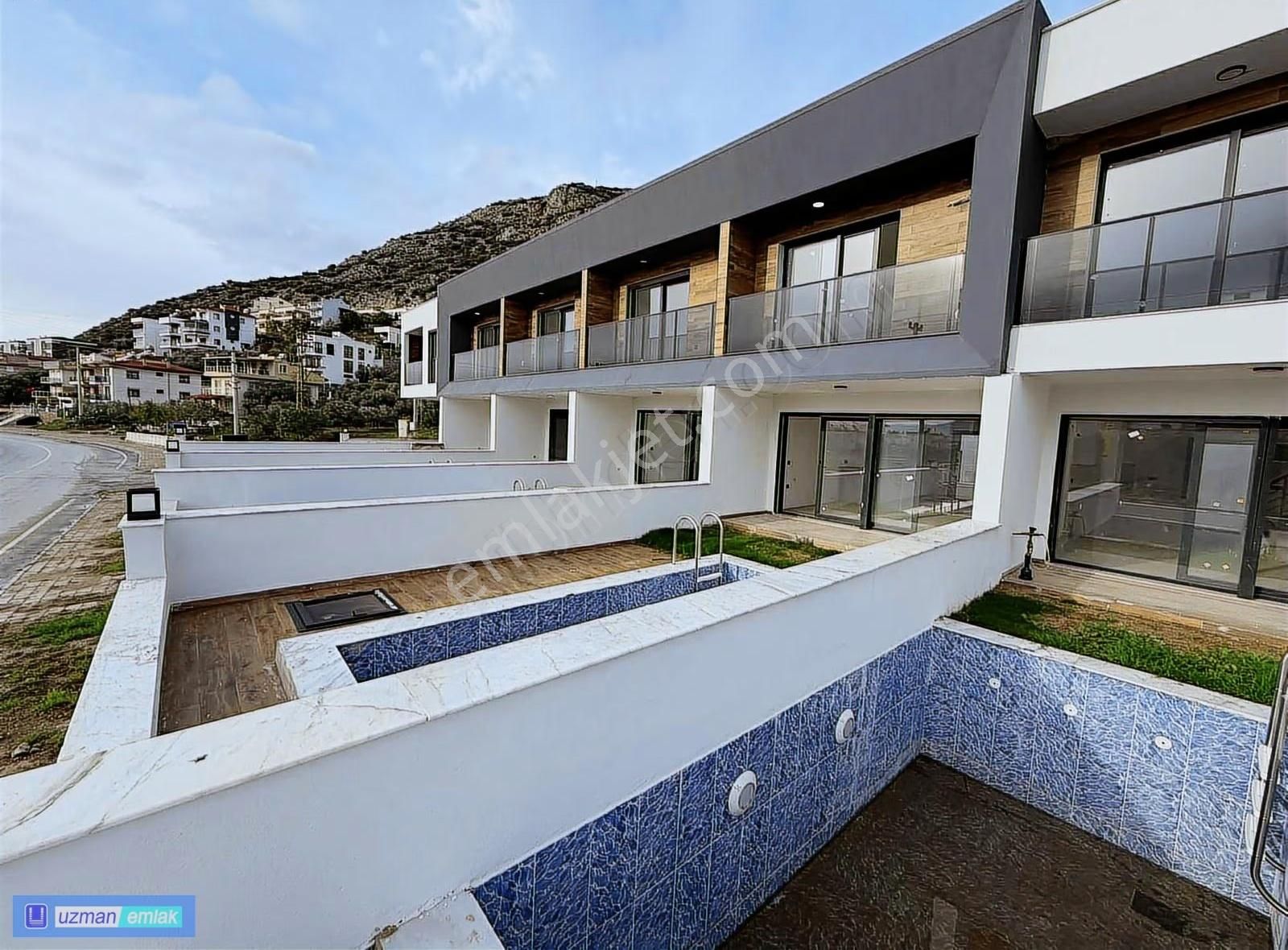 Özel Havuzlu 2+1 Güvenlikli Site İçi Sıfır Villa - Görsel 12