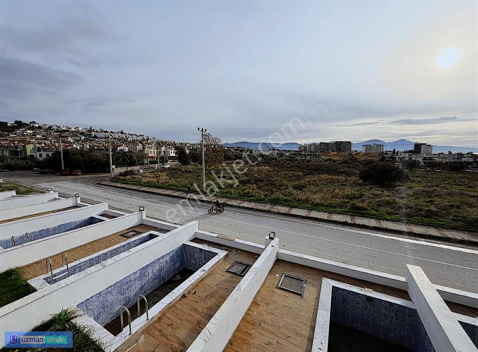 Özel Havuzlu 2+1 Güvenlikli Site İçi Sıfır Villa - Görsel 7