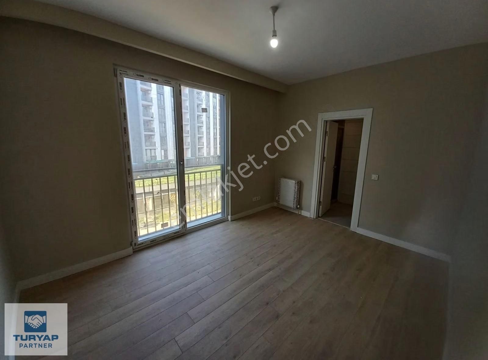 Eyupsultan Baharyaka Sıtesınde Kıralık 2+1 Ferah Daıre - Görsel 13