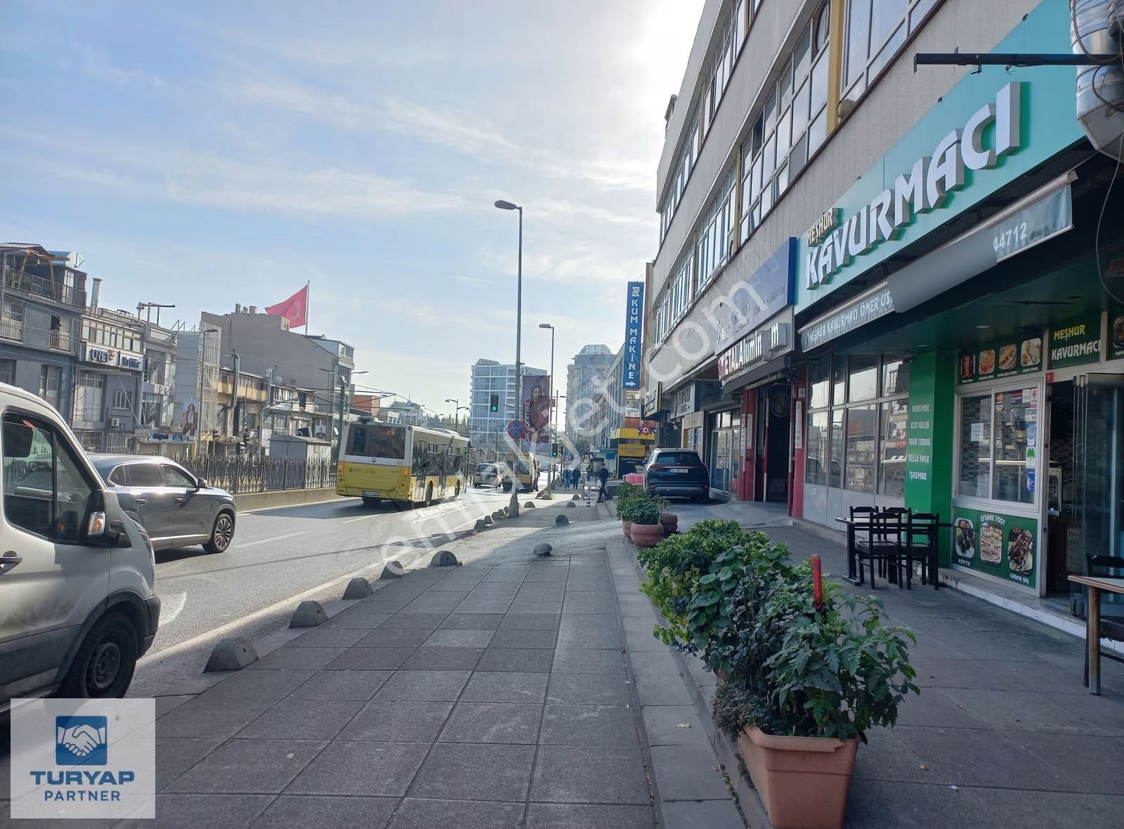 Rami Kışla Caddesi Üzerinde Devren Kiralık Hazır Lokanta - Görsel 2