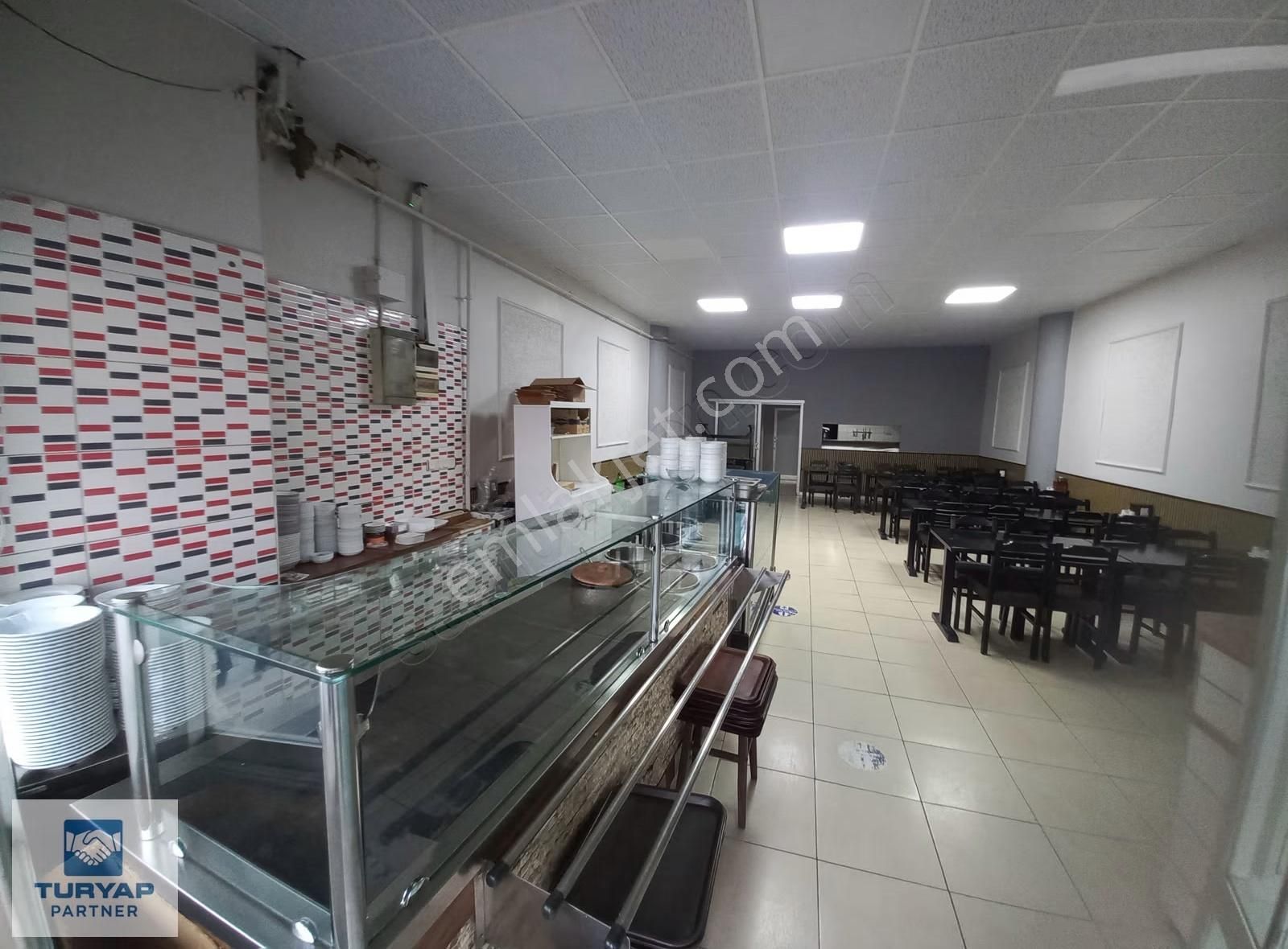 Rami Kışla Caddesi Üzerinde Devren Kiralık Hazır Lokanta - Görsel 3