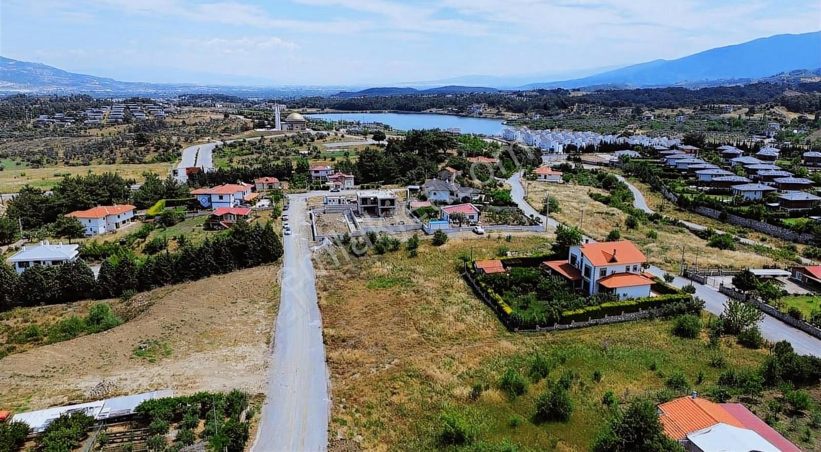 Çiniliköy Nifkent Sitesi'nde 1201 M2 Satılık Villa Arsası - Görsel 2