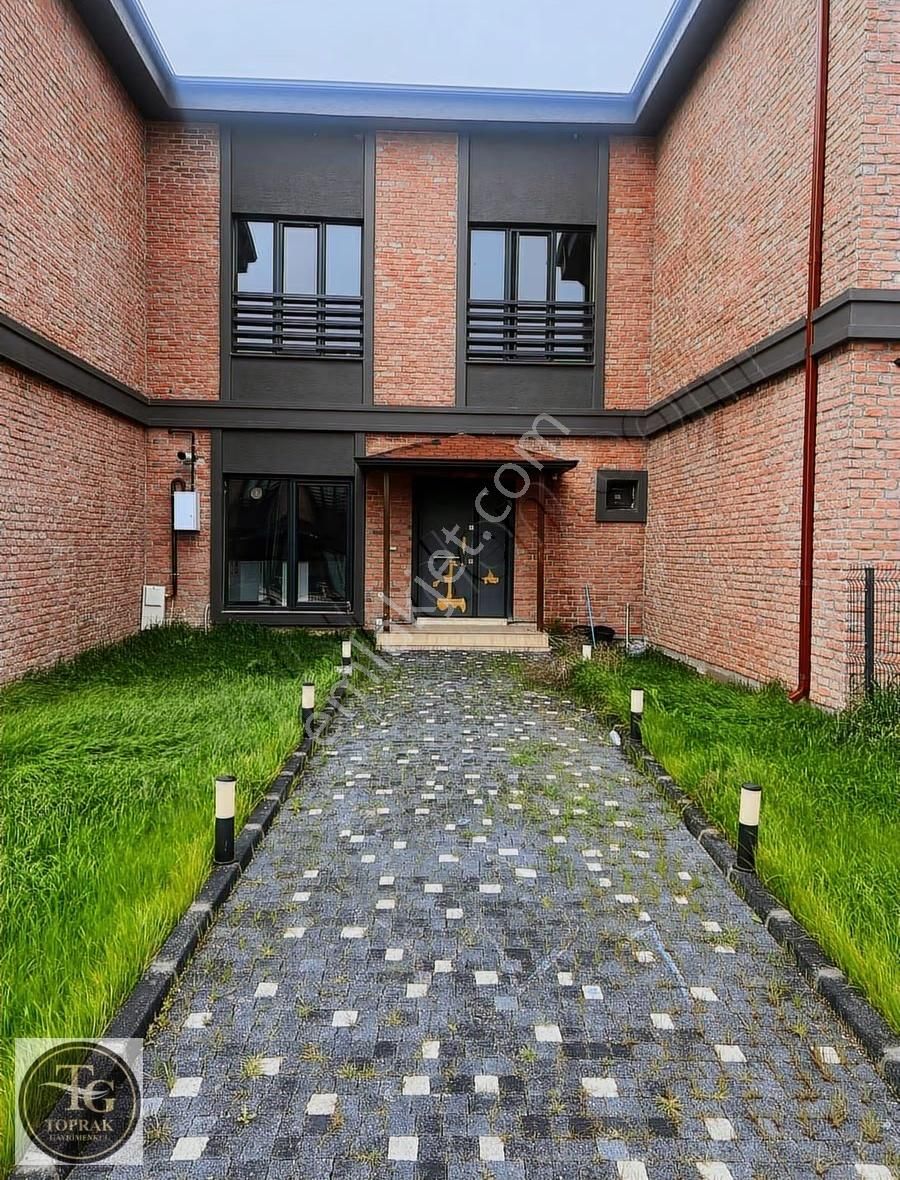 Kırklareli Atatürk Mahallesinde Kiralık 4+1 Villa - Görsel 6