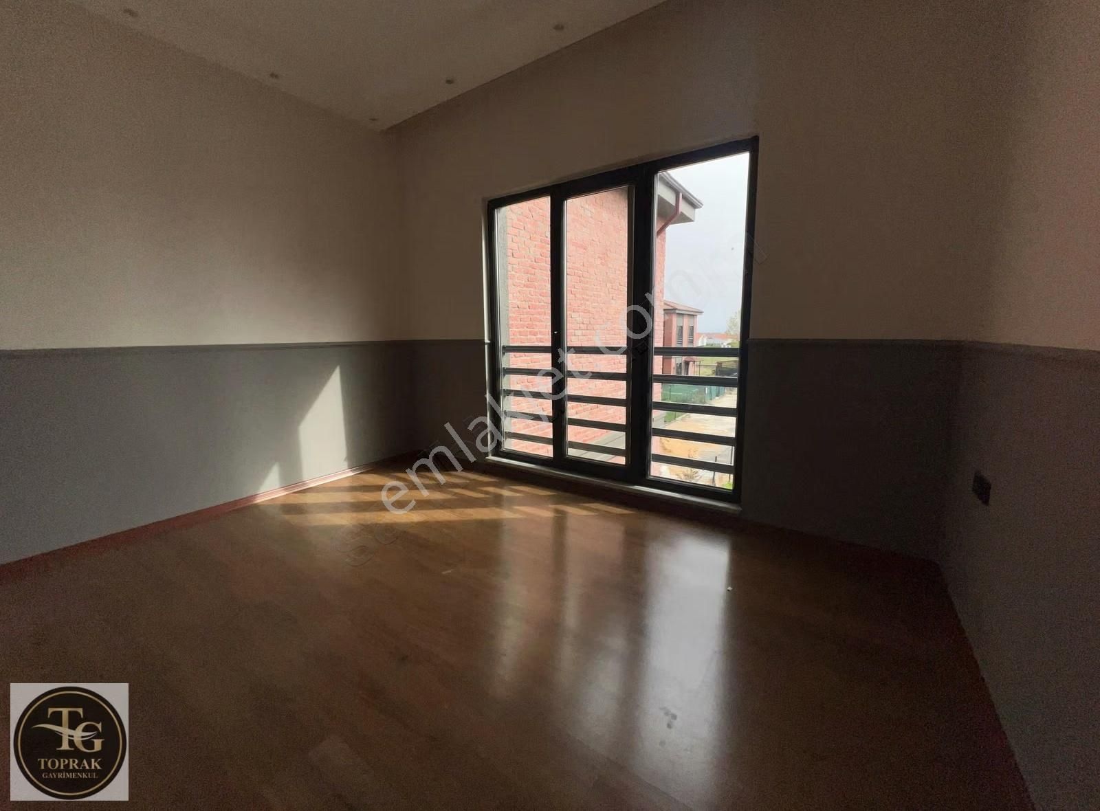 Kırklareli Atatürk Mahallesinde Kiralık 4+1 Villa - Görsel 5