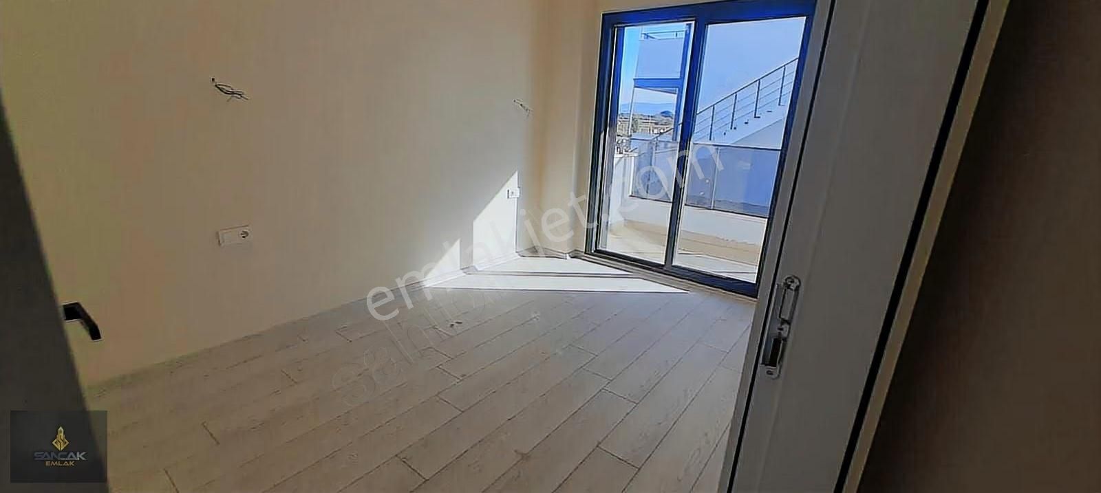 Sancak Emlaktan Sahilde 1+1 Sıfır Daire... - Görsel 5