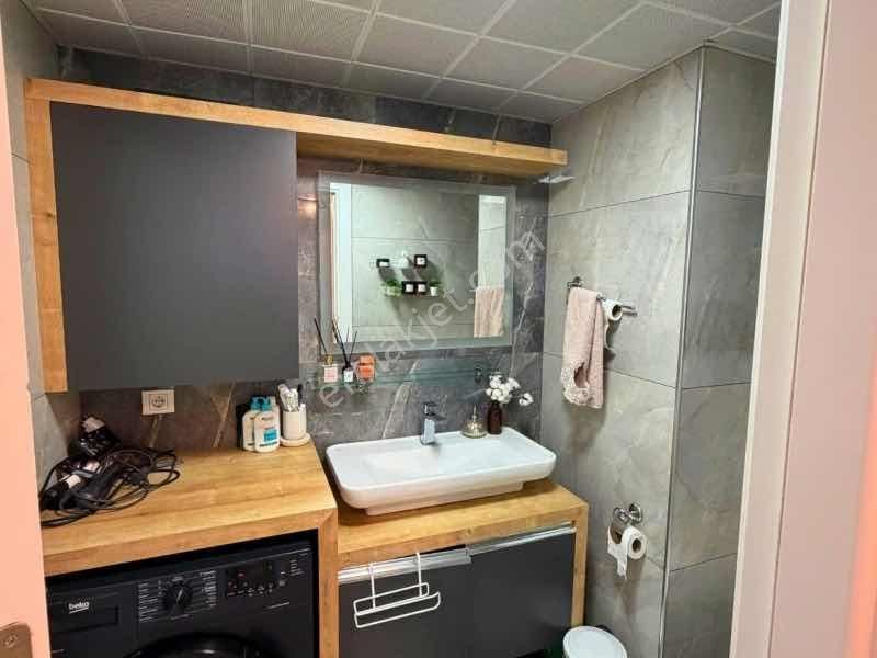 Bornova Merkezi Konum Körfez Manzaralı Kış Bahçeli Satılık Daire - Görsel 8