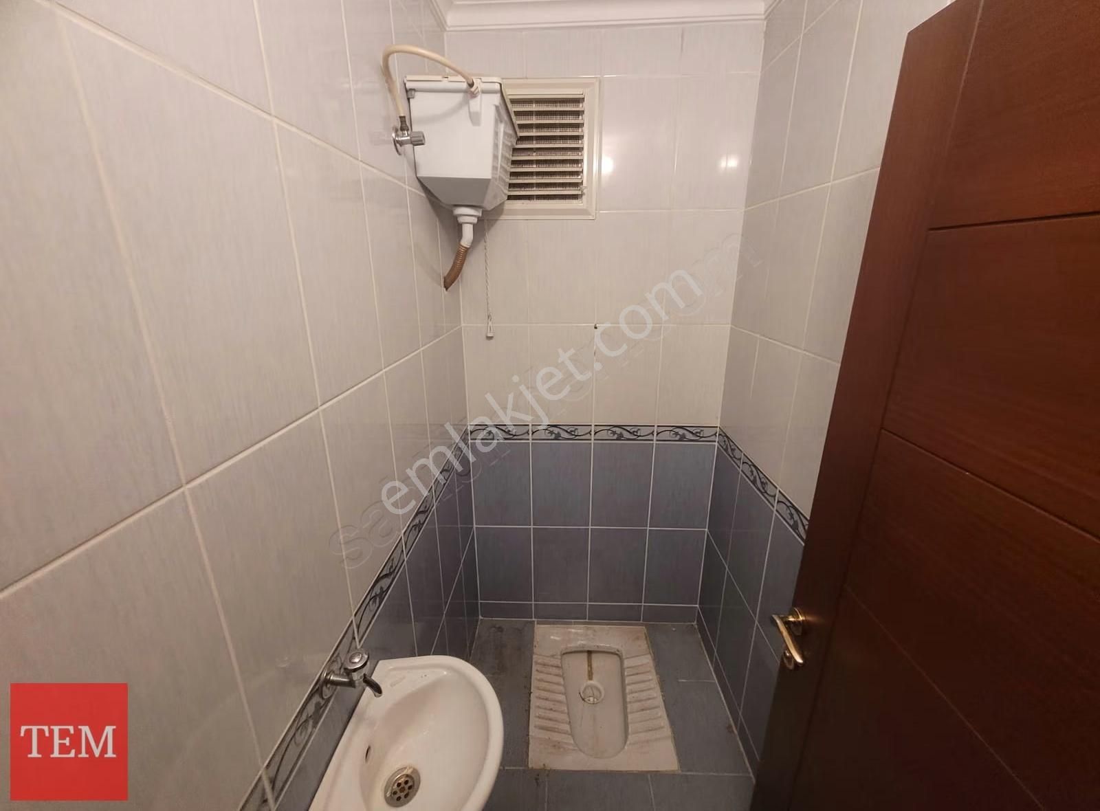 Yunus Emre Caddesine Cepheli Köşe Konumda Ferah Daire - Görsel 13