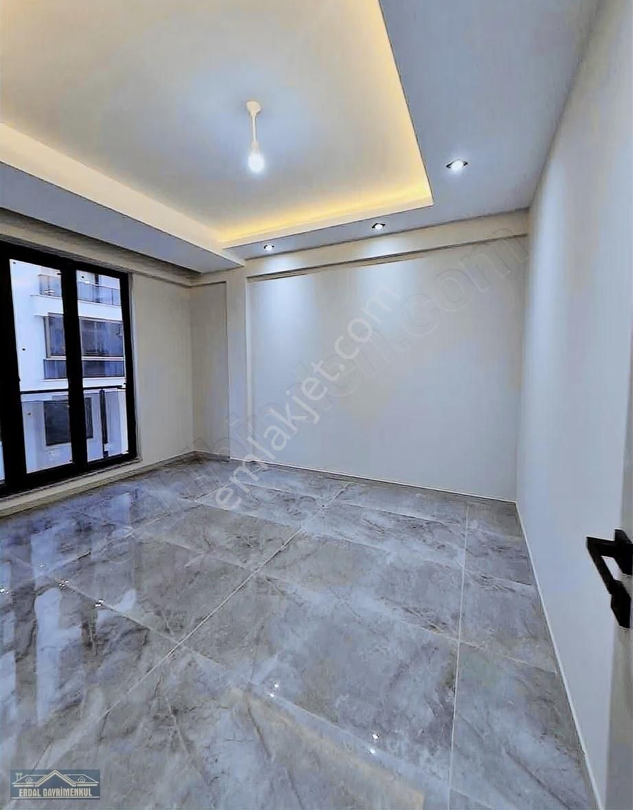 Yenişafakta Ultralüx 3+1 Daireler - Görsel 3