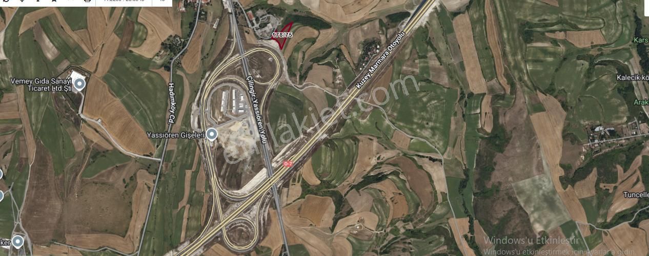 Arnavutköy Yassıörende Satılık Arsa , 957 M2 Yolu Var Evlerin Yakını Hisseli - Görsel 6