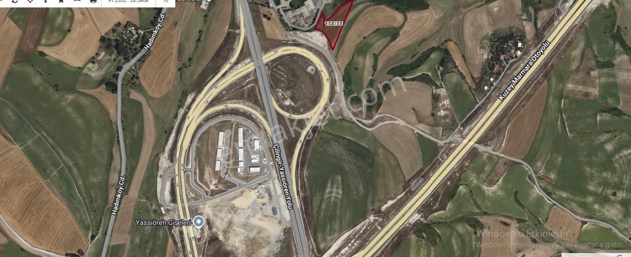 Arnavutköy Yassıörende Satılık Arsa , 957 M2 Yolu Var Evlerin Yakını Hisseli - Görsel 7