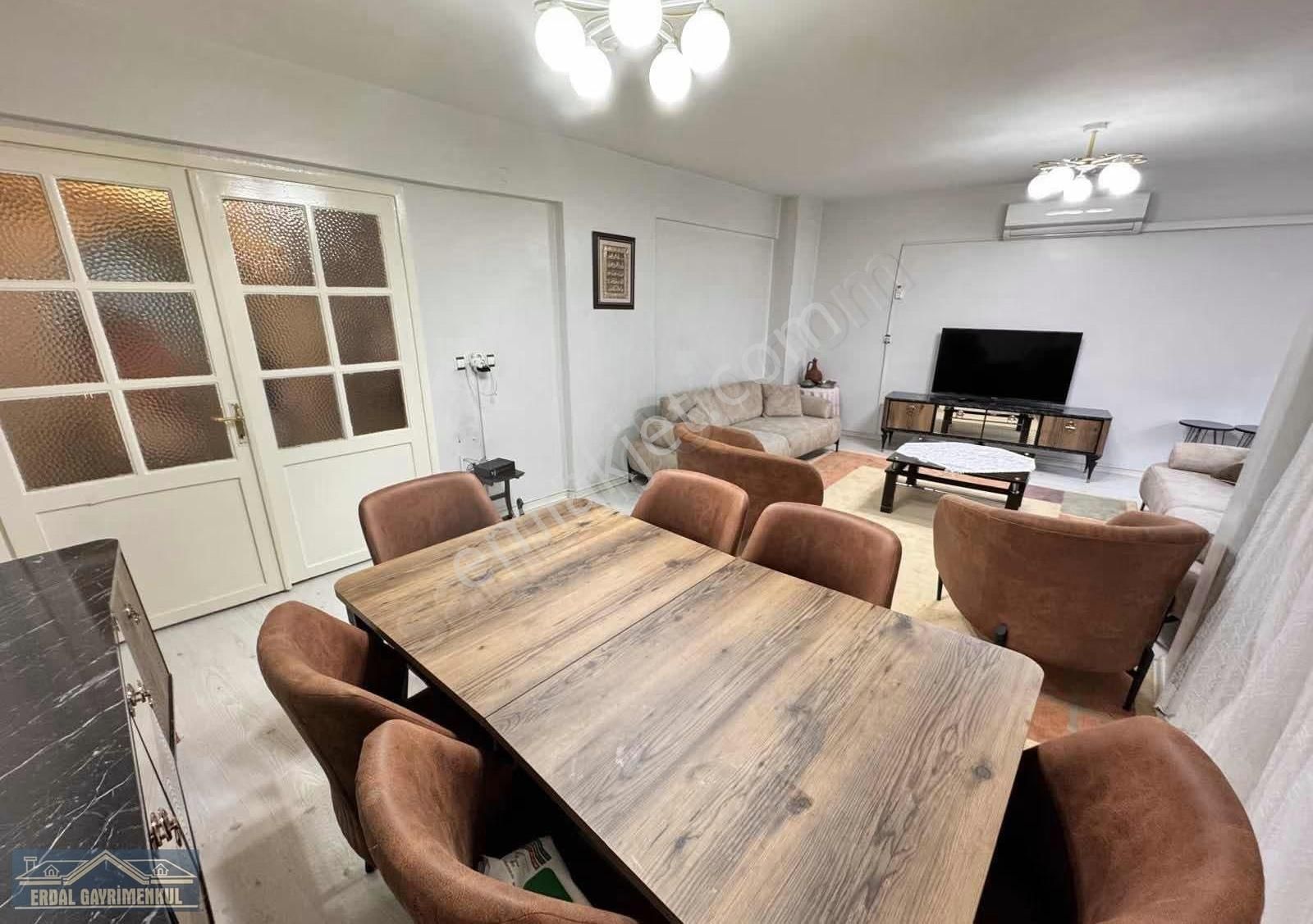 Saltak Caddesinde Arakat Fırsat 3+1 Daire - Görsel 6