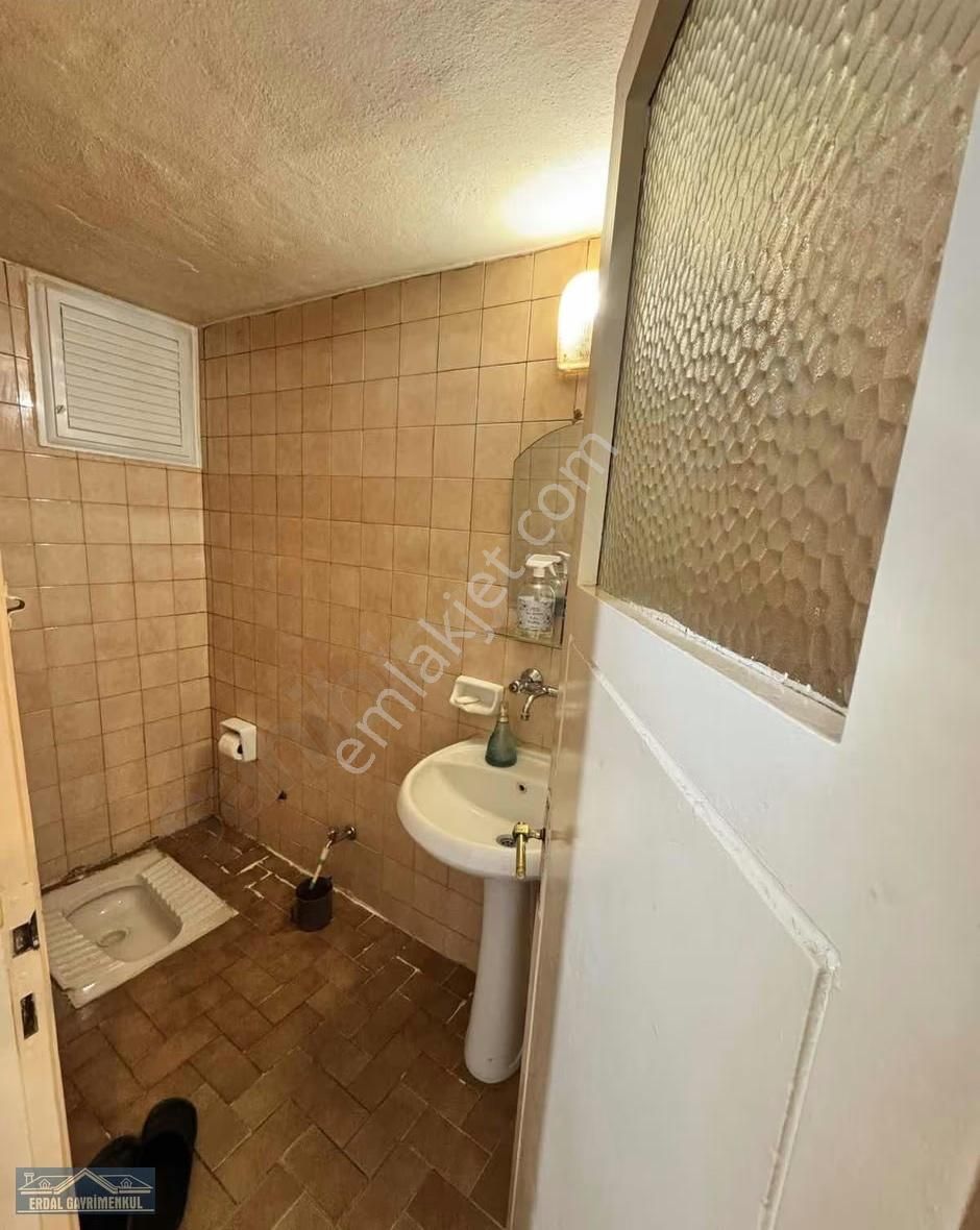 Saltak Caddesinde Arakat Fırsat 3+1 Daire - Görsel 7