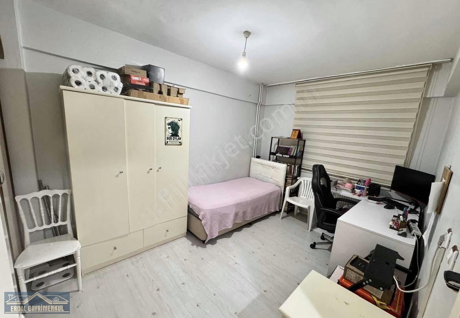 Saltak Caddesinde Arakat Fırsat 3+1 Daire - Görsel 16