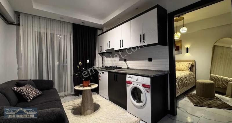 Sırakapılarda Arakat Asansörlü Kullanışlı Sıfır Apart