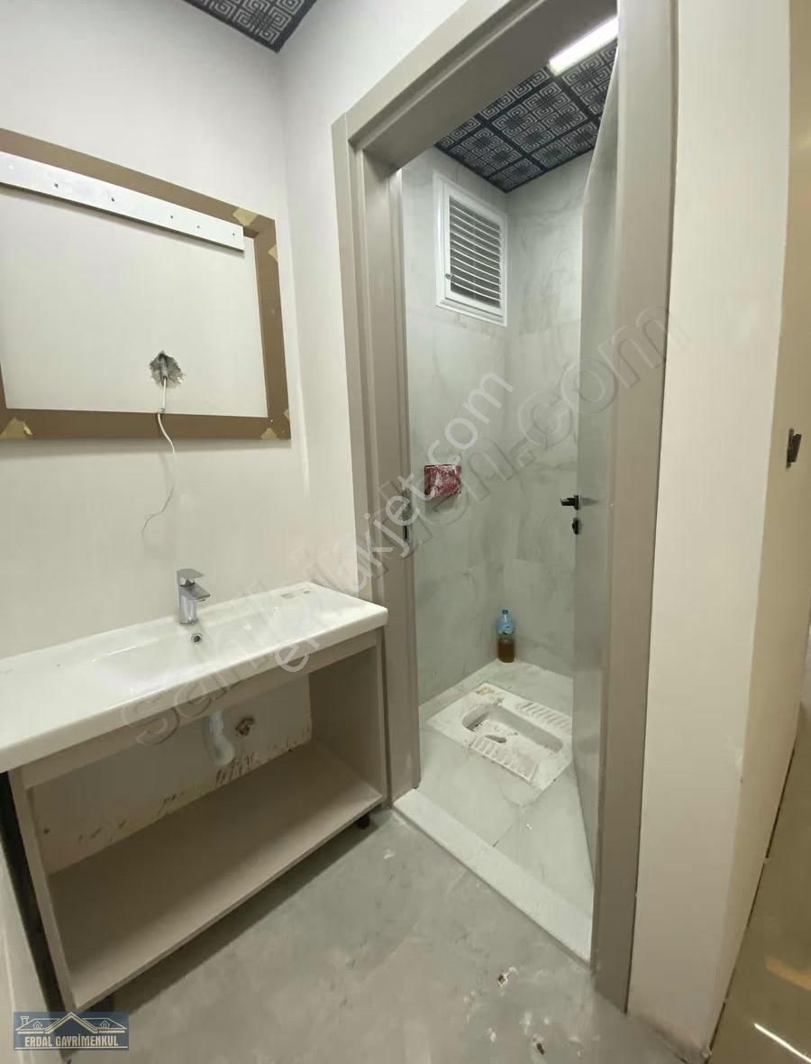 Ultra Lüks Ebeveyn Banyolu Satılık 3+1 Fırsat Daire!! - Görsel 9