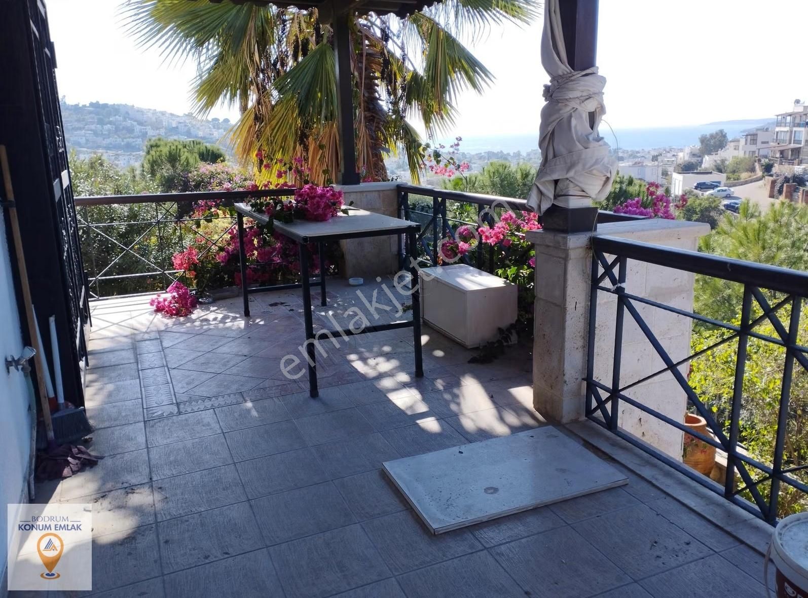 Bodrum Merkez'de 3+1 Deniz Manzaralı Müstakil Villa