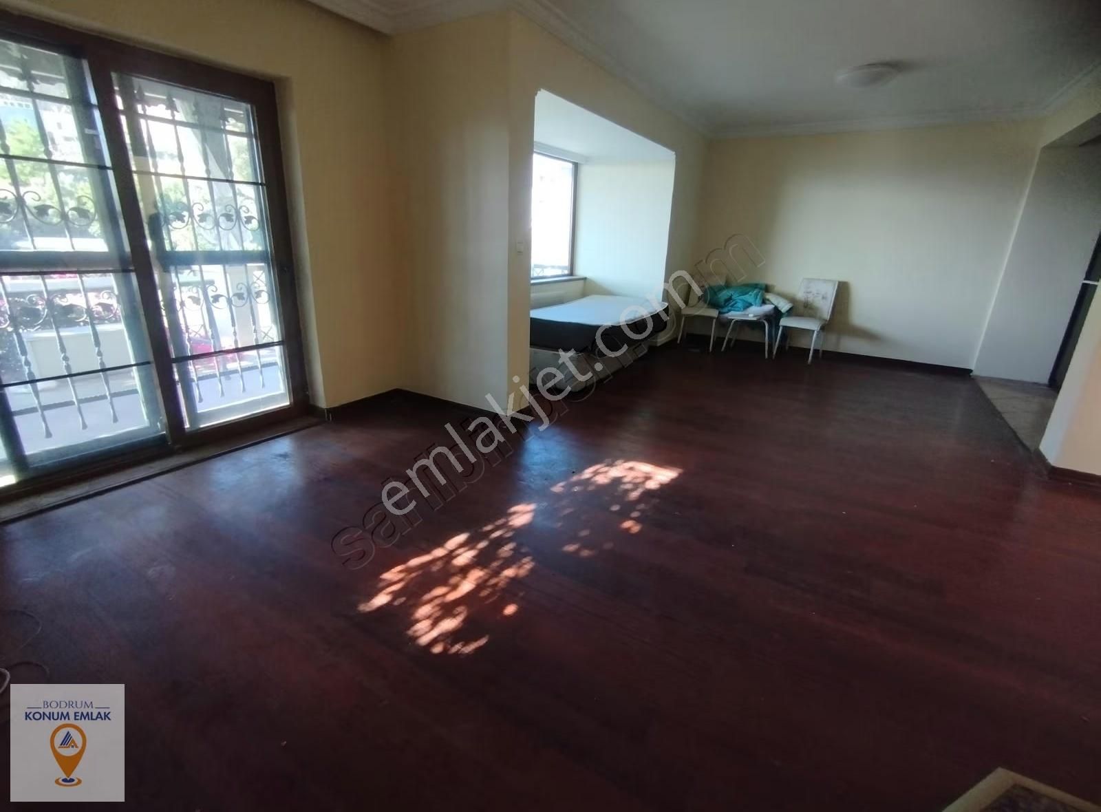 Bodrum Merkez'de 3+1 Deniz Manzaralı Müstakil Villa - Görsel 16