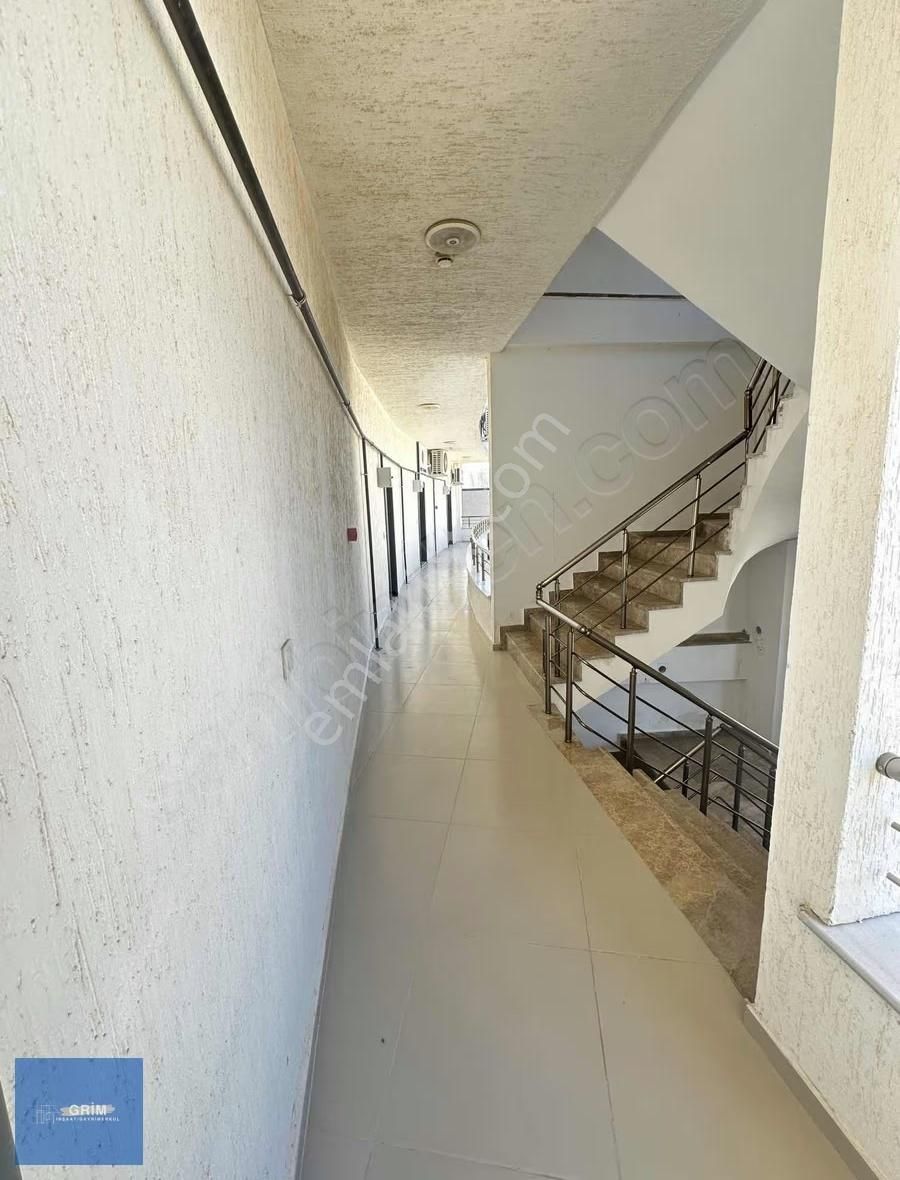 Hasanağa İş Merkezinde Kiralık Dubleks Ofis - Görsel 10