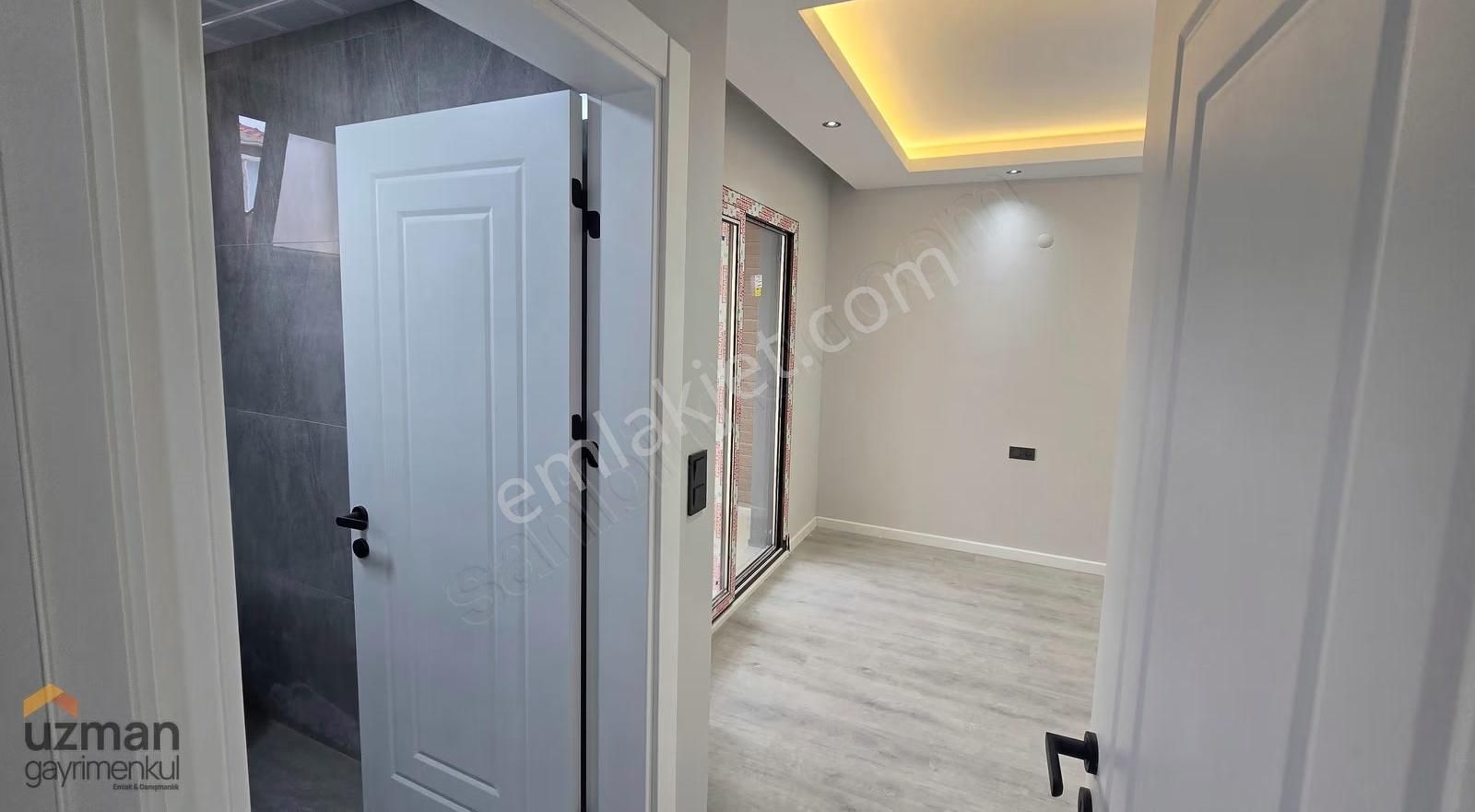 Uzman Gayrimenkul'den Satılık 3+1 Bahçeli Villa - Görsel 21