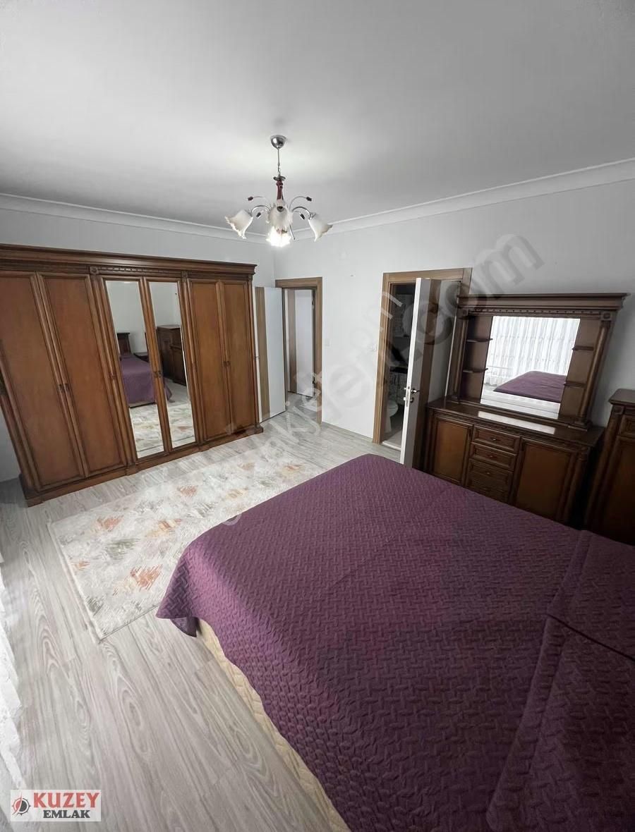 Kuzey Emlaktan Komple Eşyalı Kiralık Ara Kat 3+ 1 Daire - Görsel 17
