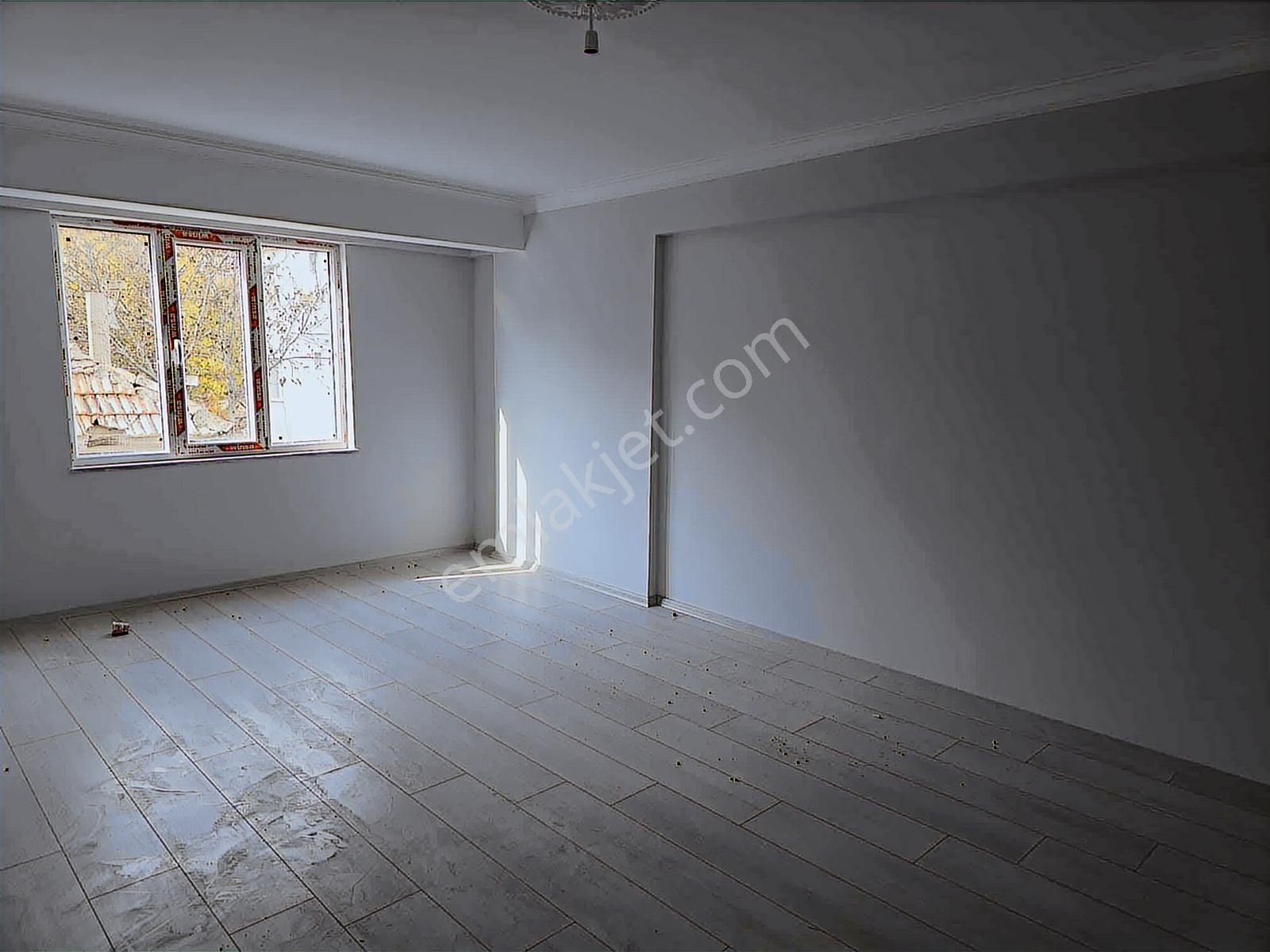 Fevziçakmak Mahallesi Nevzat Şener Bulvarında Satılık 3+1 - Görsel 16